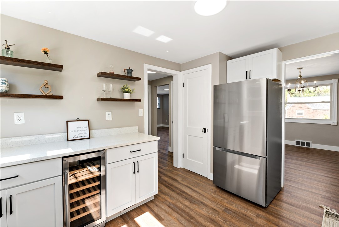 4596 Echo Glen Drive