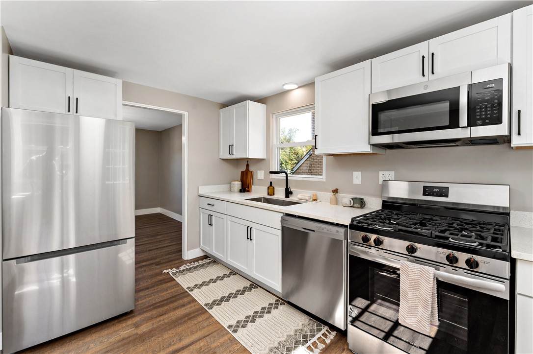 4596 Echo Glen Drive