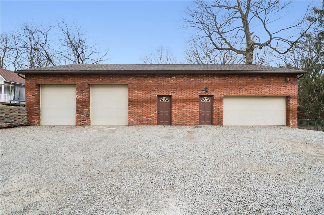 255 Poplar Street