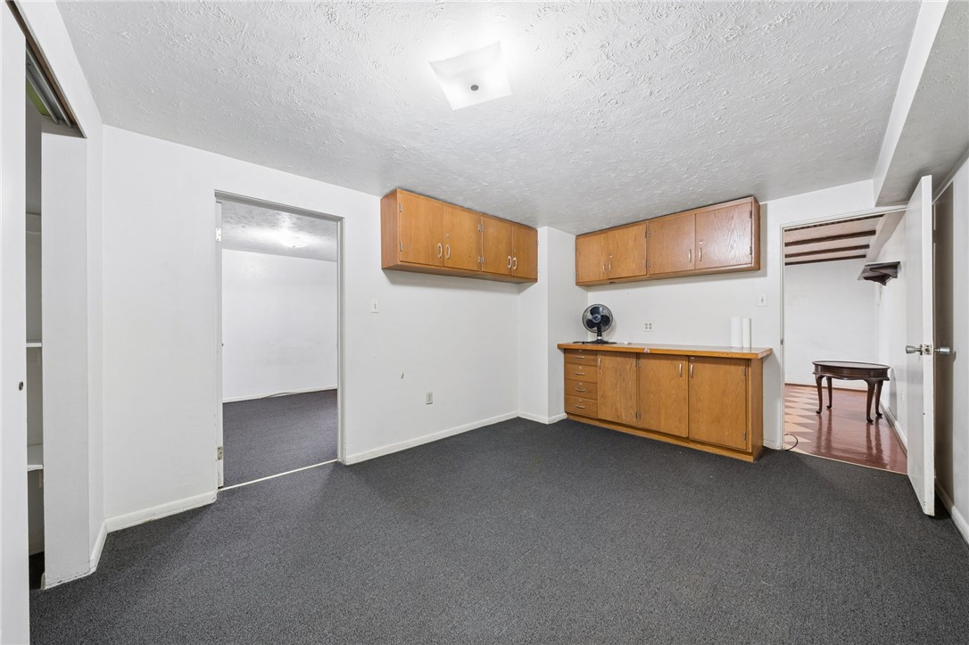 255 Poplar Street