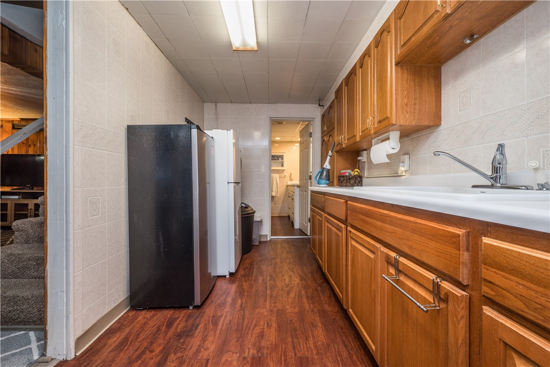 2408 Ridge Rd