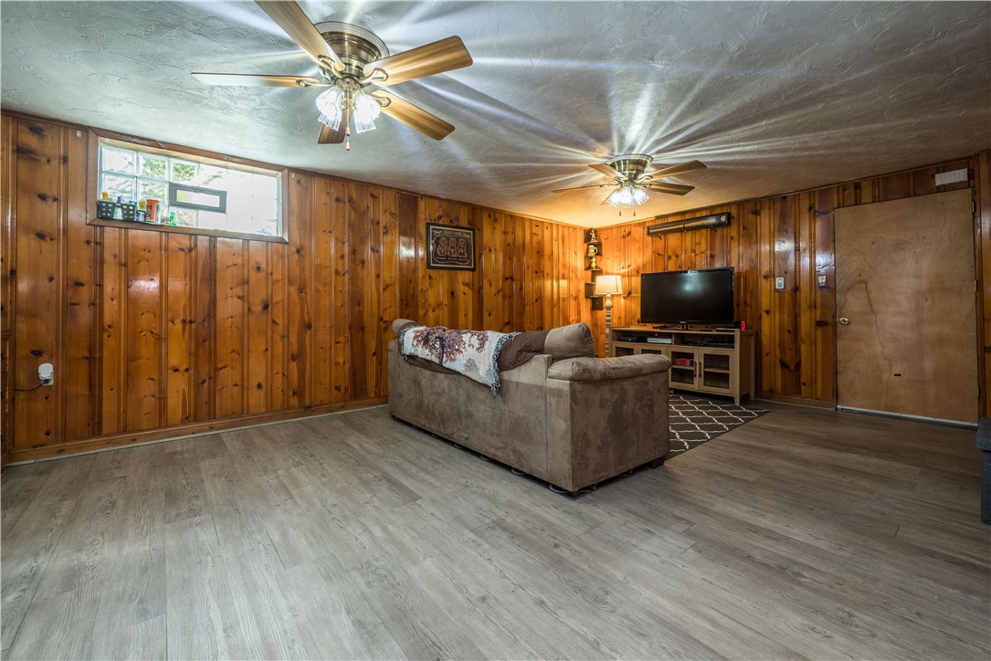 2408 Ridge Rd