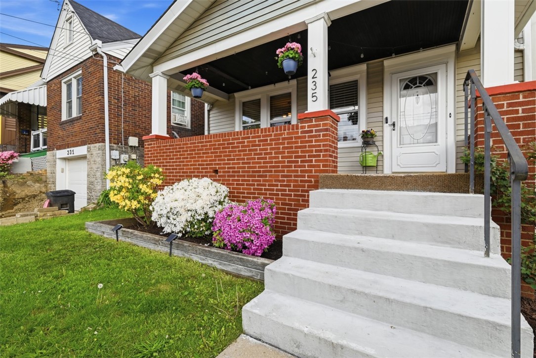 235 Grant Ave