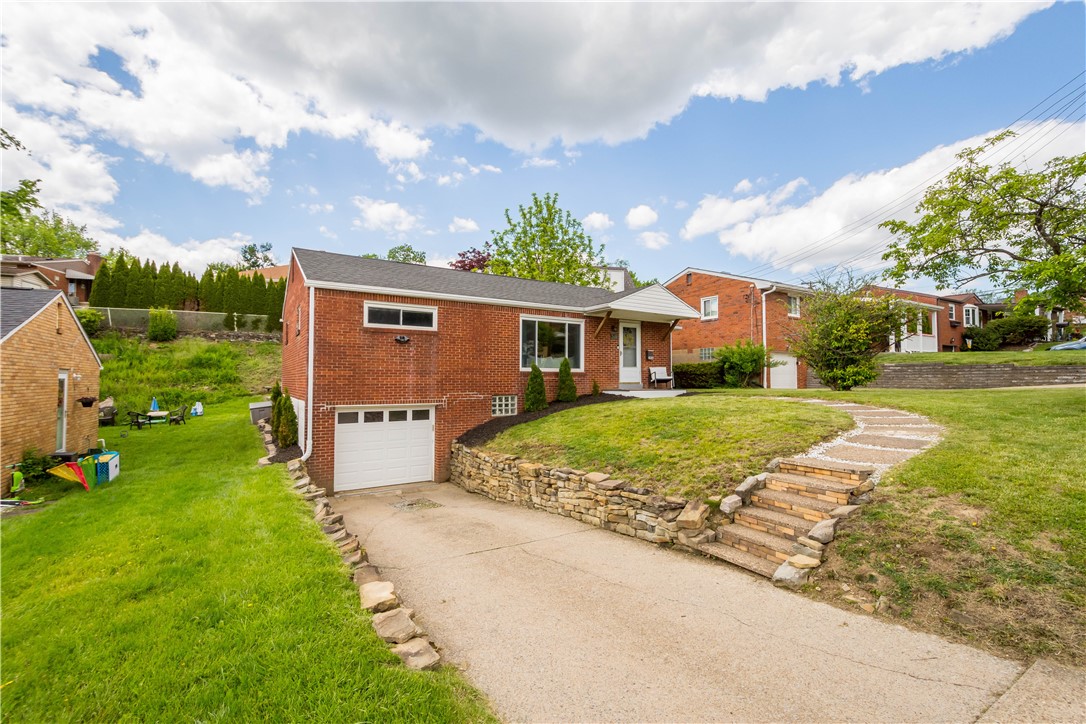2416 N Meadowcroft