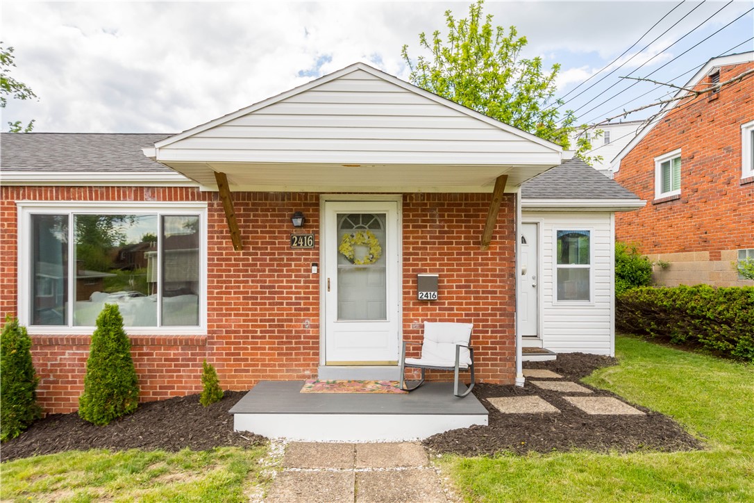 2416 N Meadowcroft