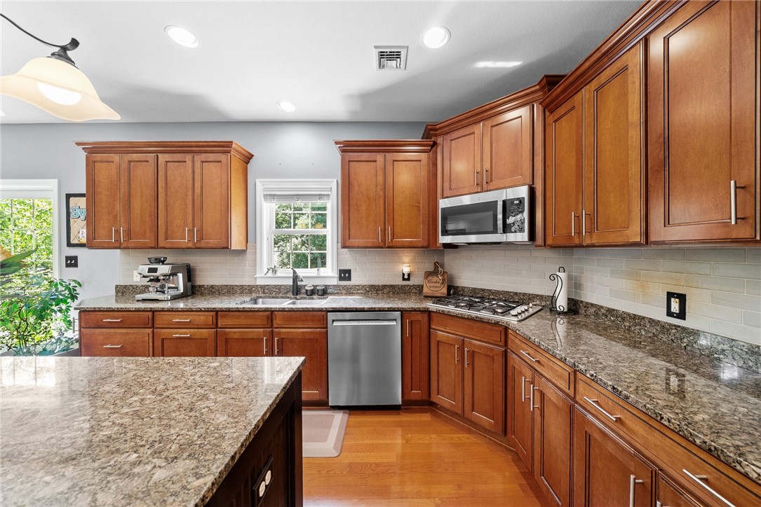 311 Riva Ridge Dr