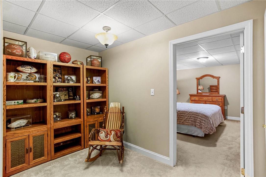 472 Spruce Ln