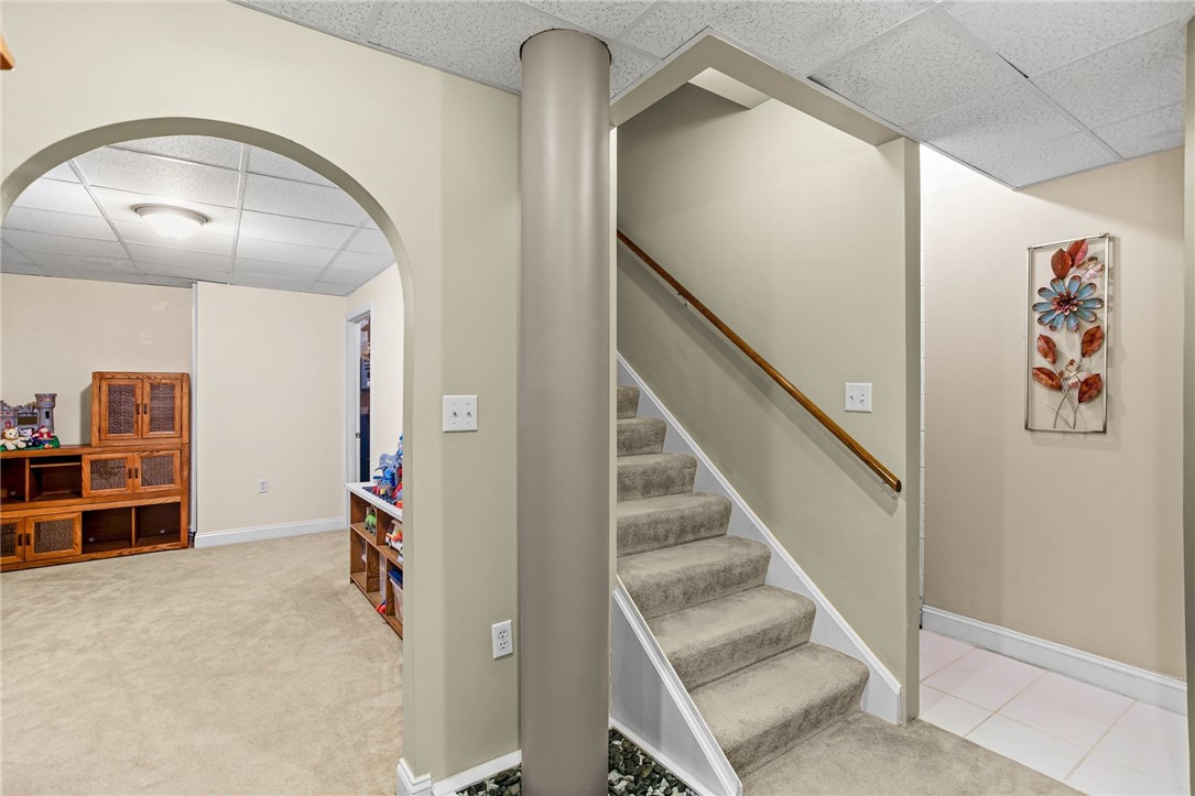 472 Spruce Ln