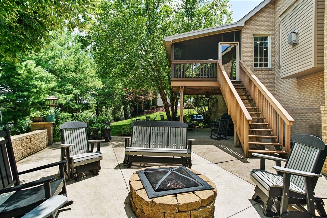 472 Spruce Ln