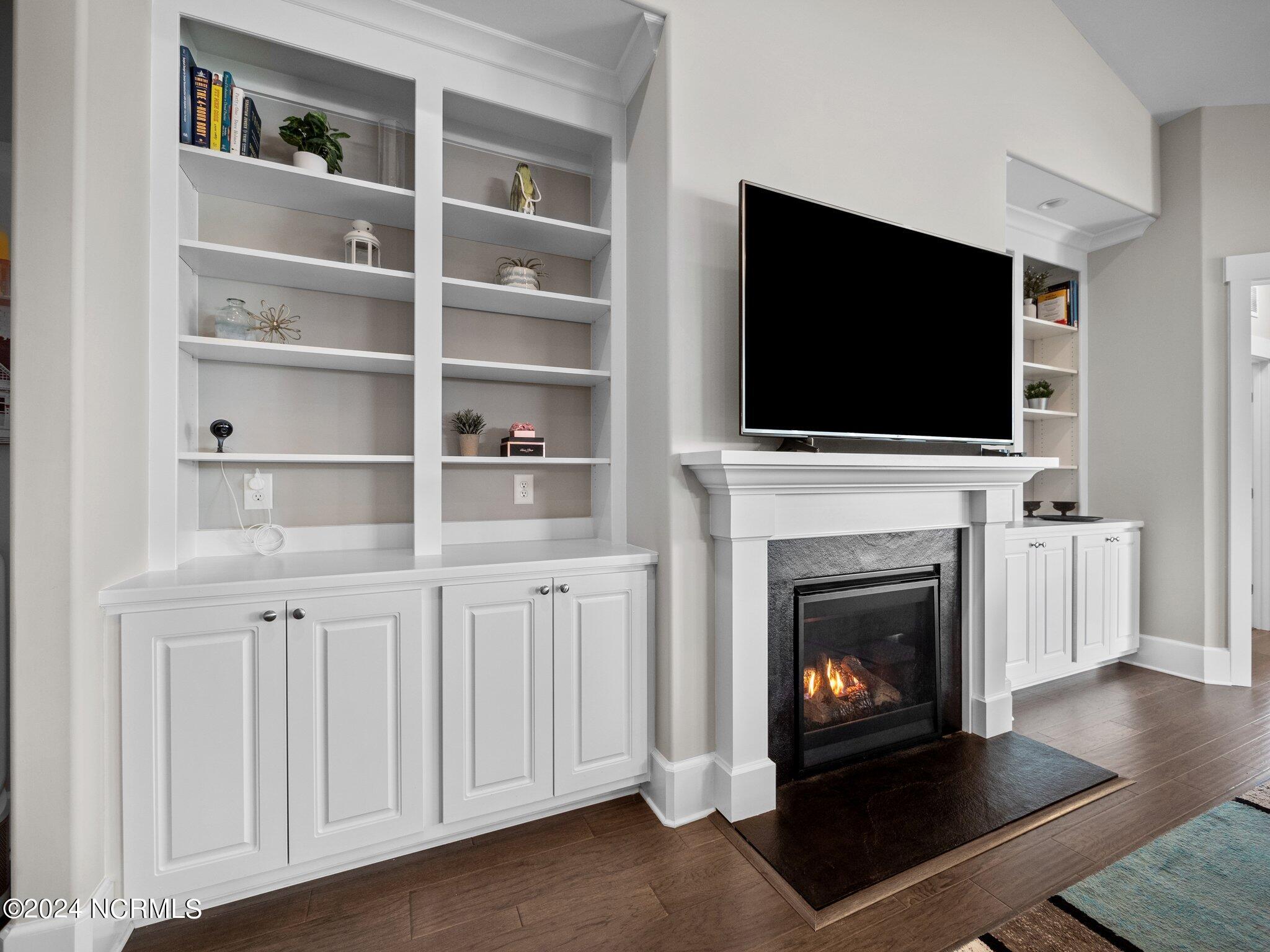 381 Summerhouse Drive