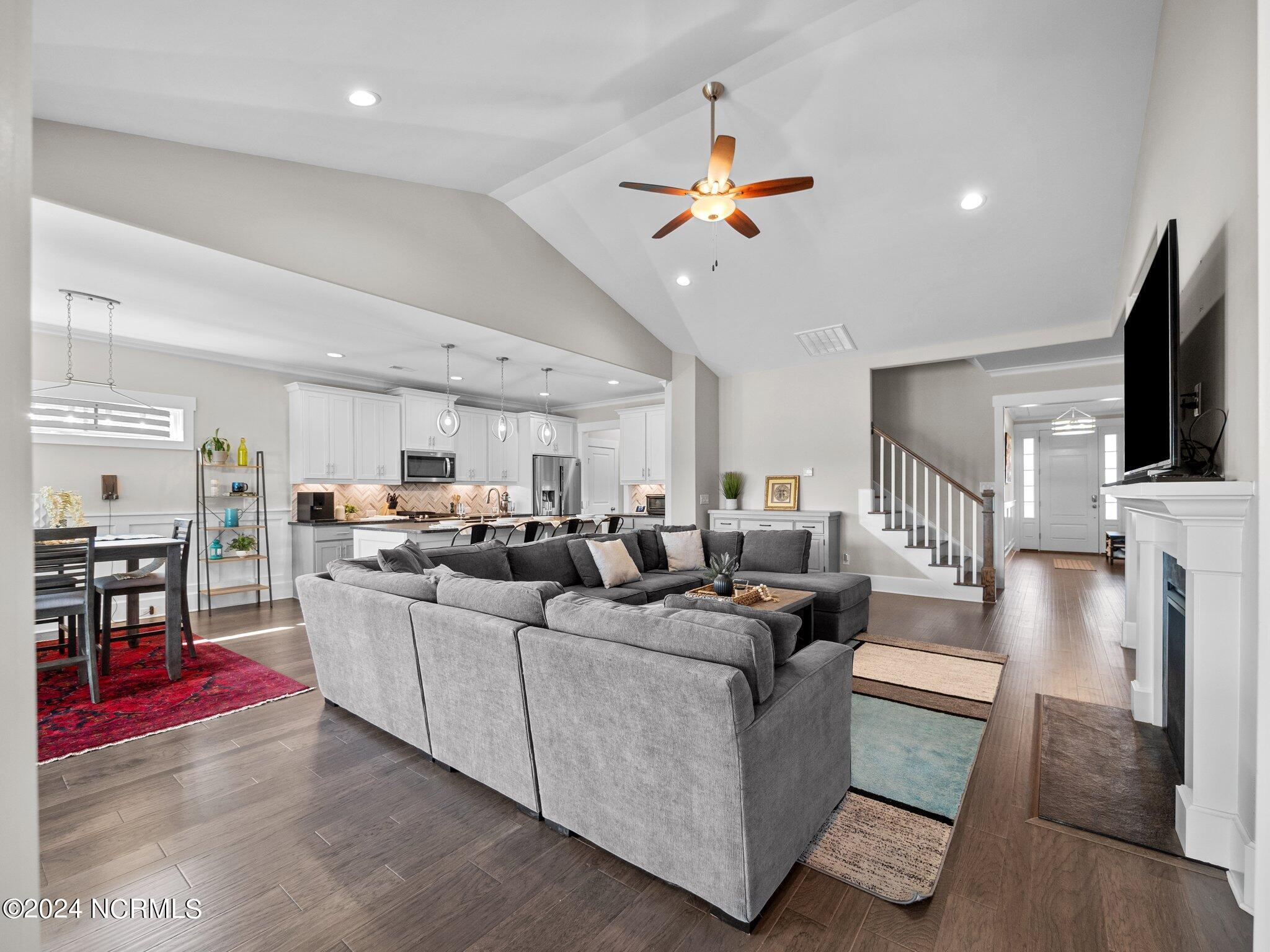 381 Summerhouse Drive