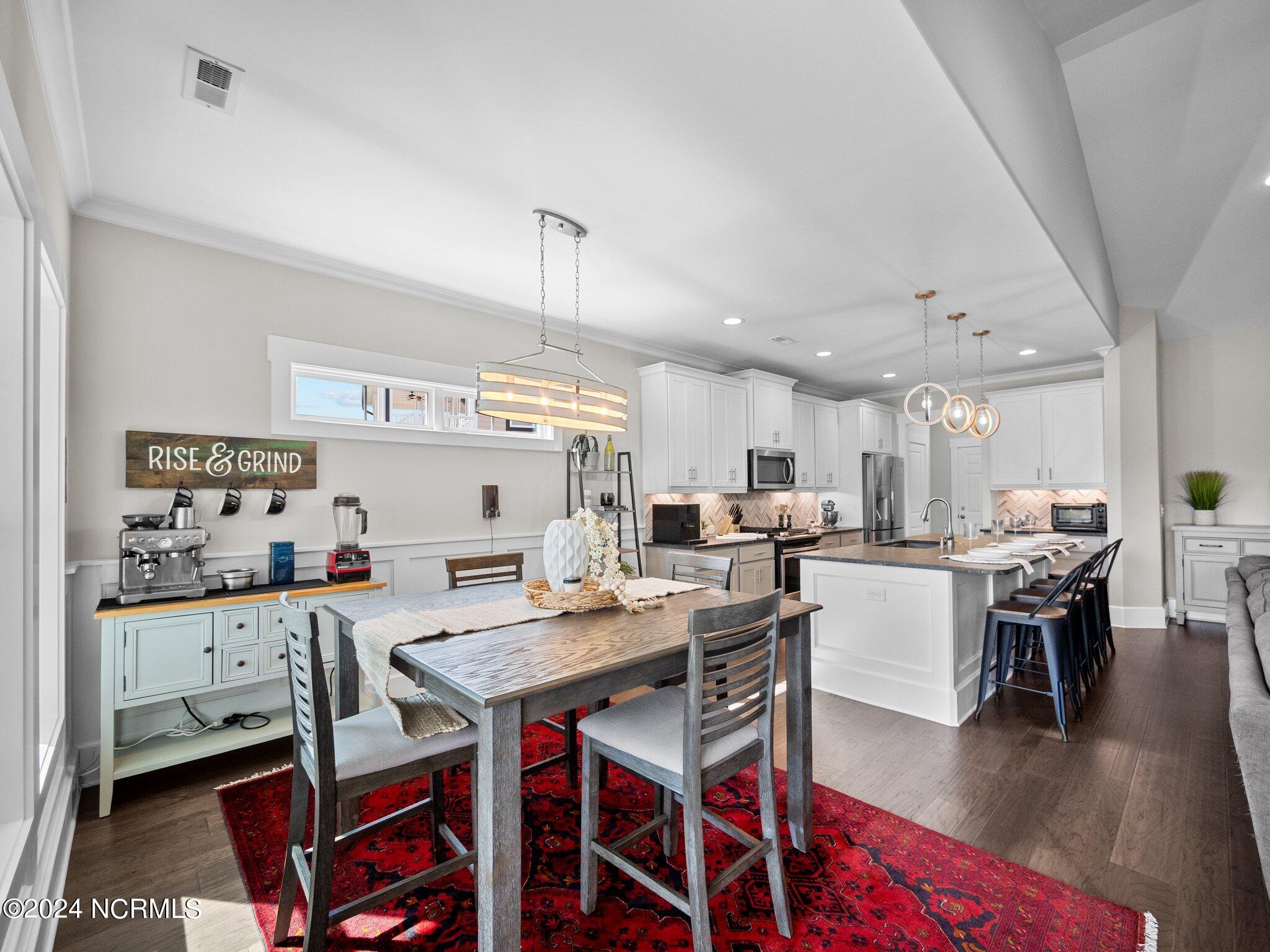 381 Summerhouse Drive