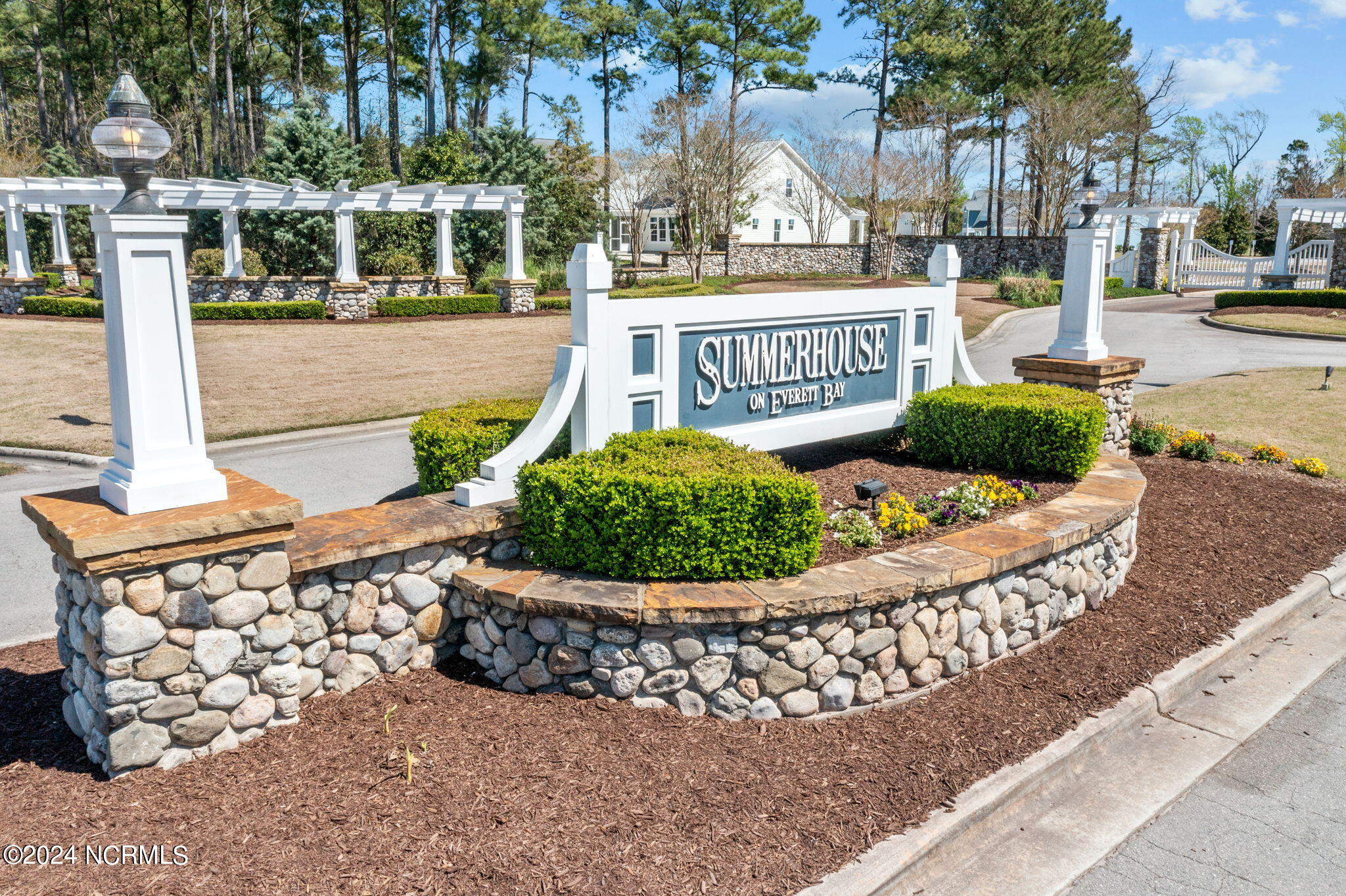 381 Summerhouse Drive