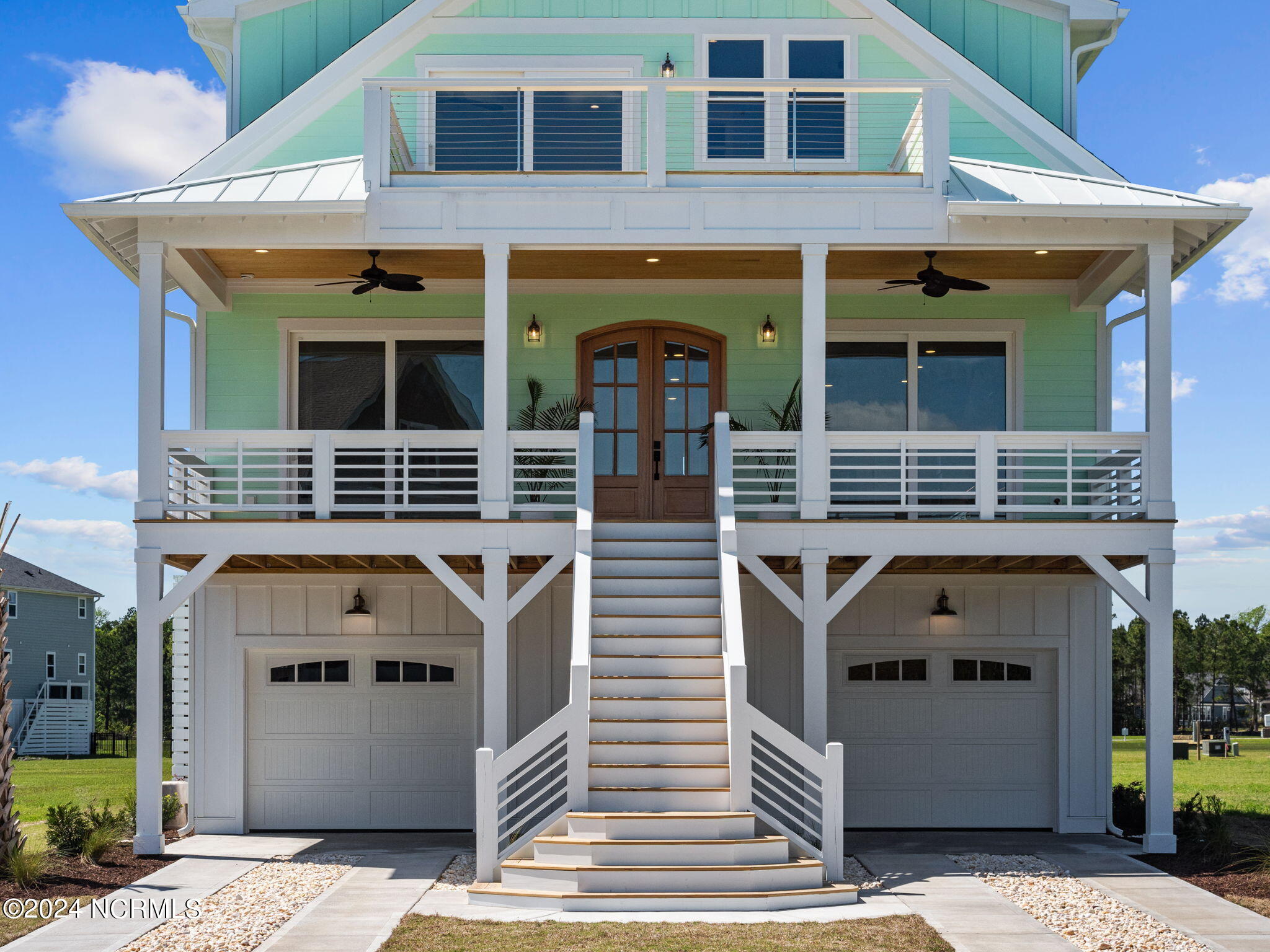 208 Marshside Landing