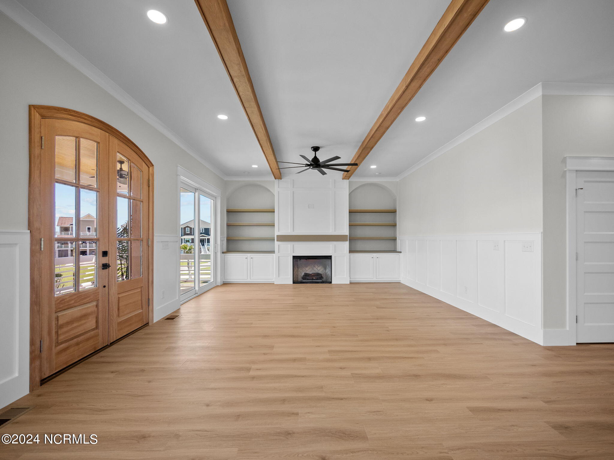 208 Marshside Landing