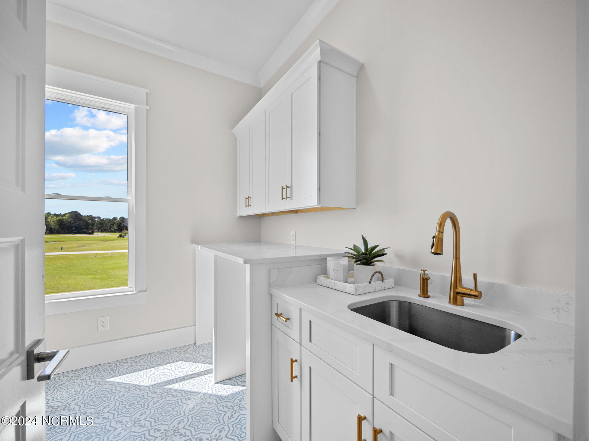 208 Marshside Landing