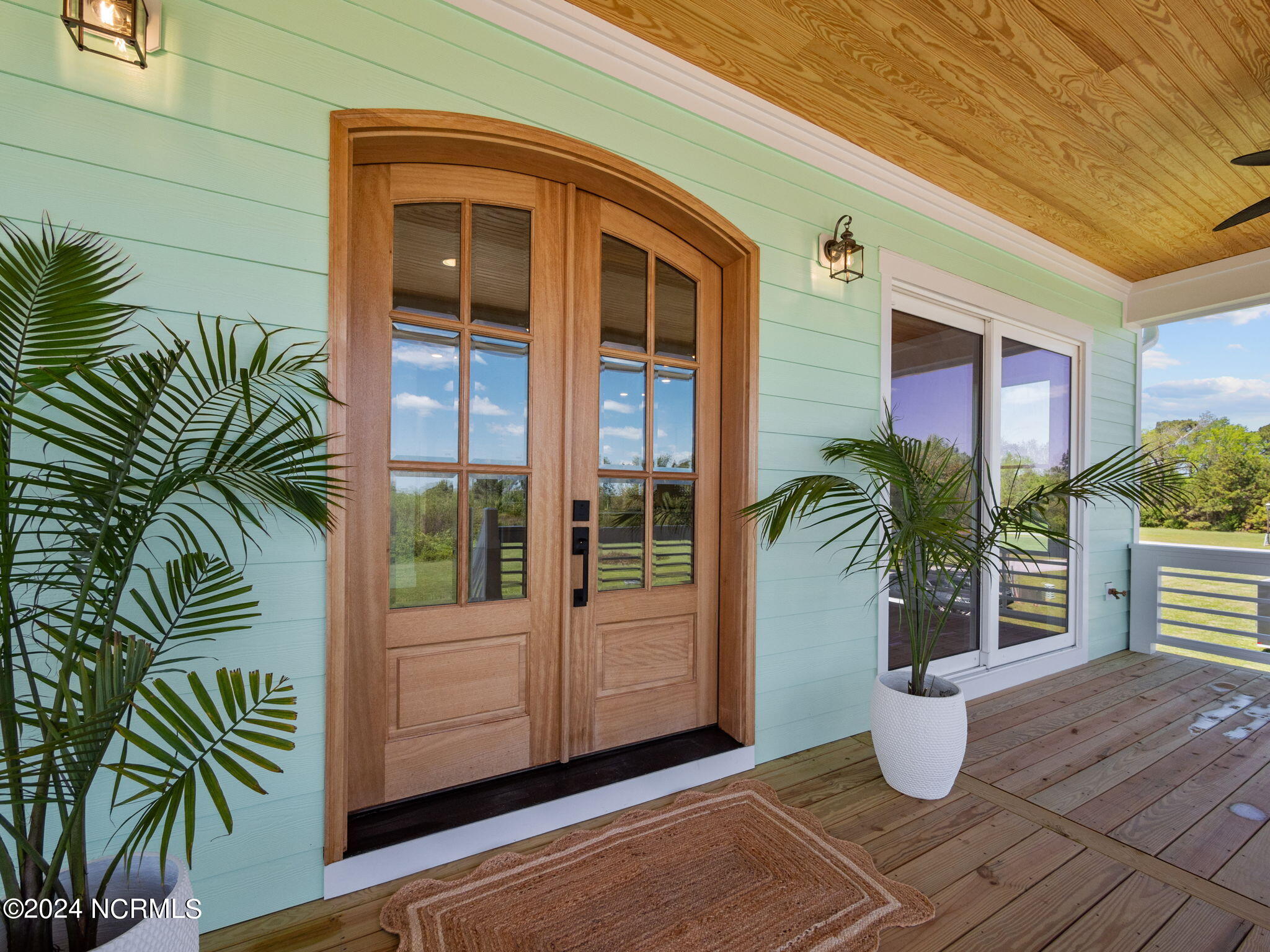 208 Marshside Landing