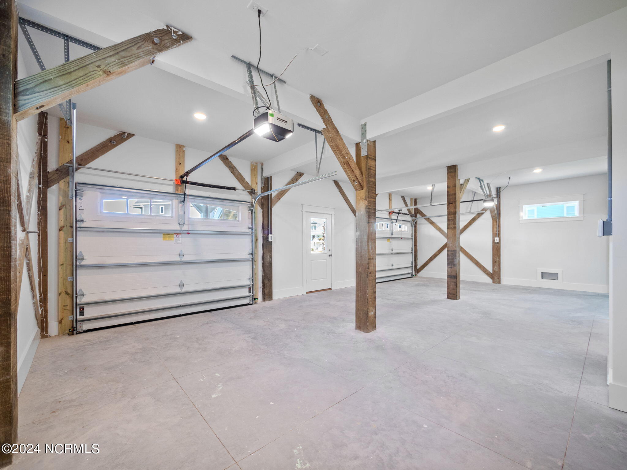 208 Marshside Landing