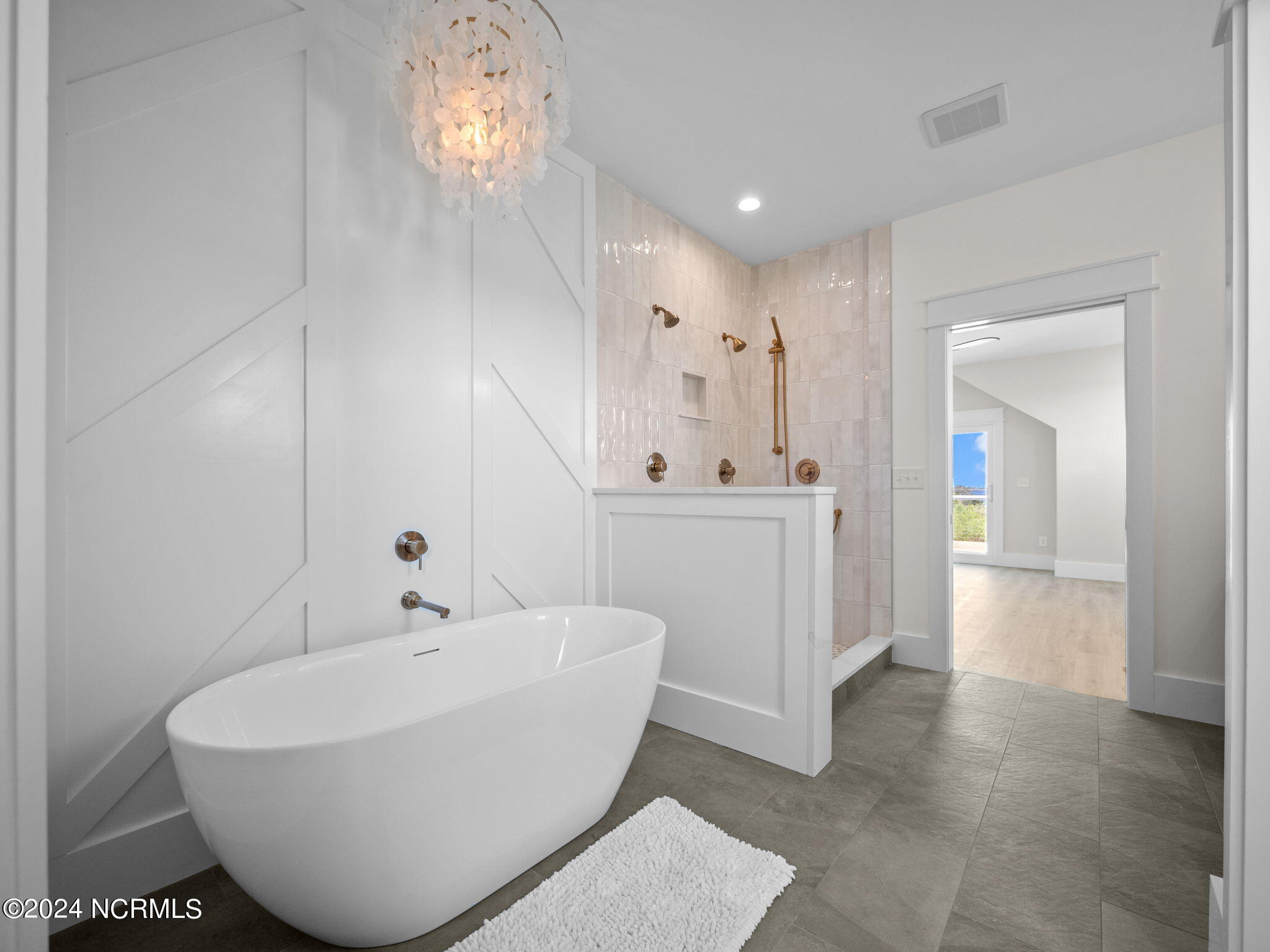 208 Marshside Landing