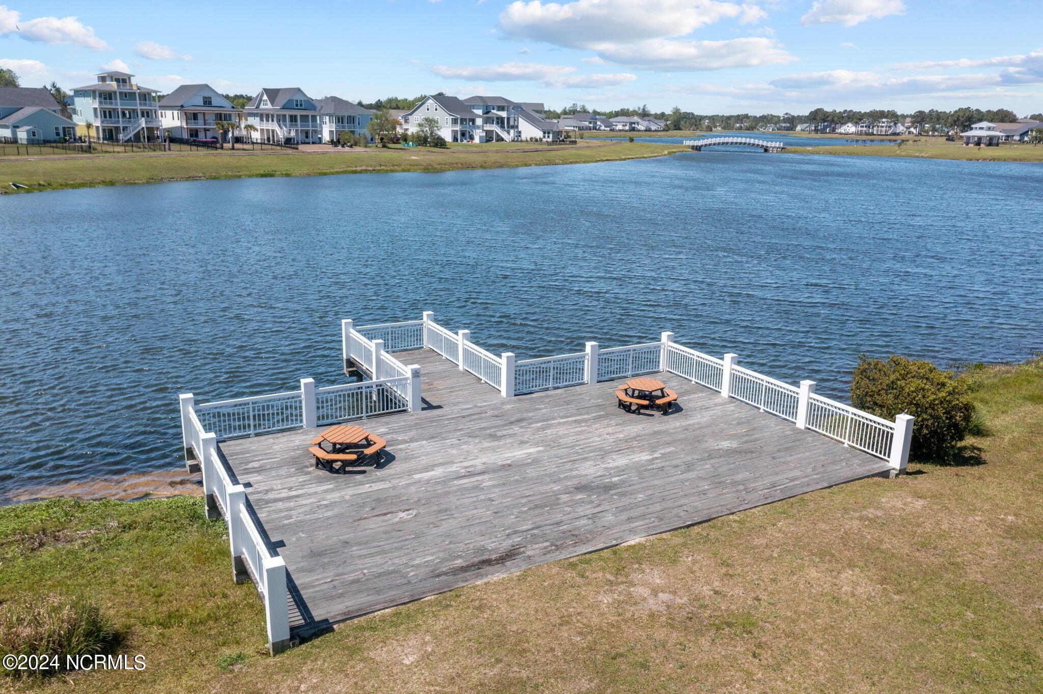 208 Marshside Landing