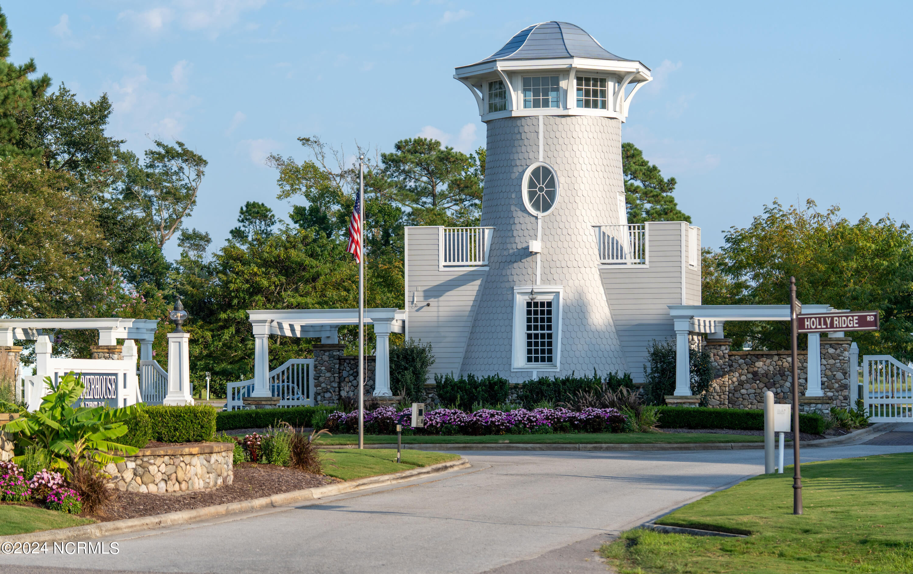 208 Marshside Landing