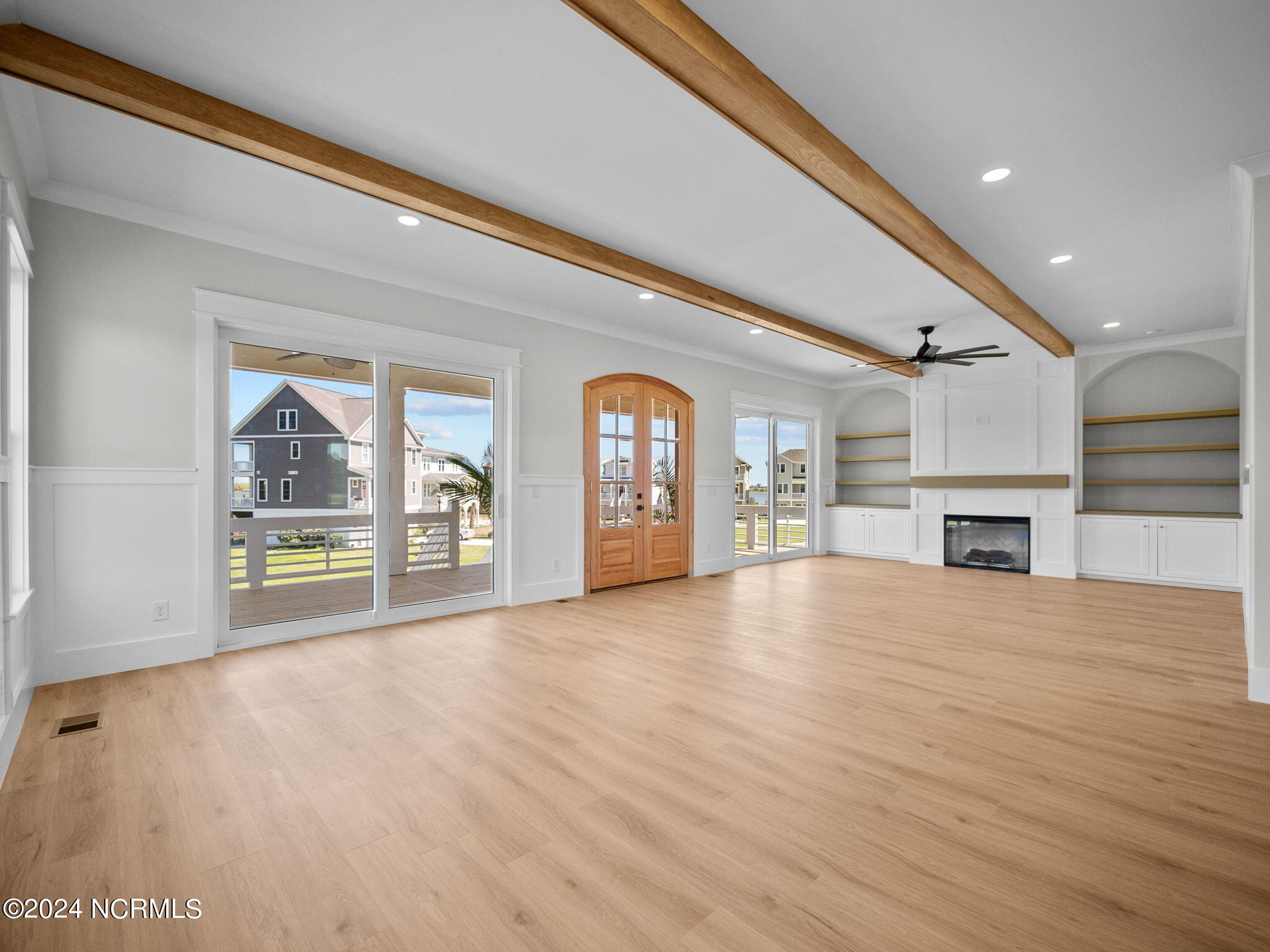 208 Marshside Landing