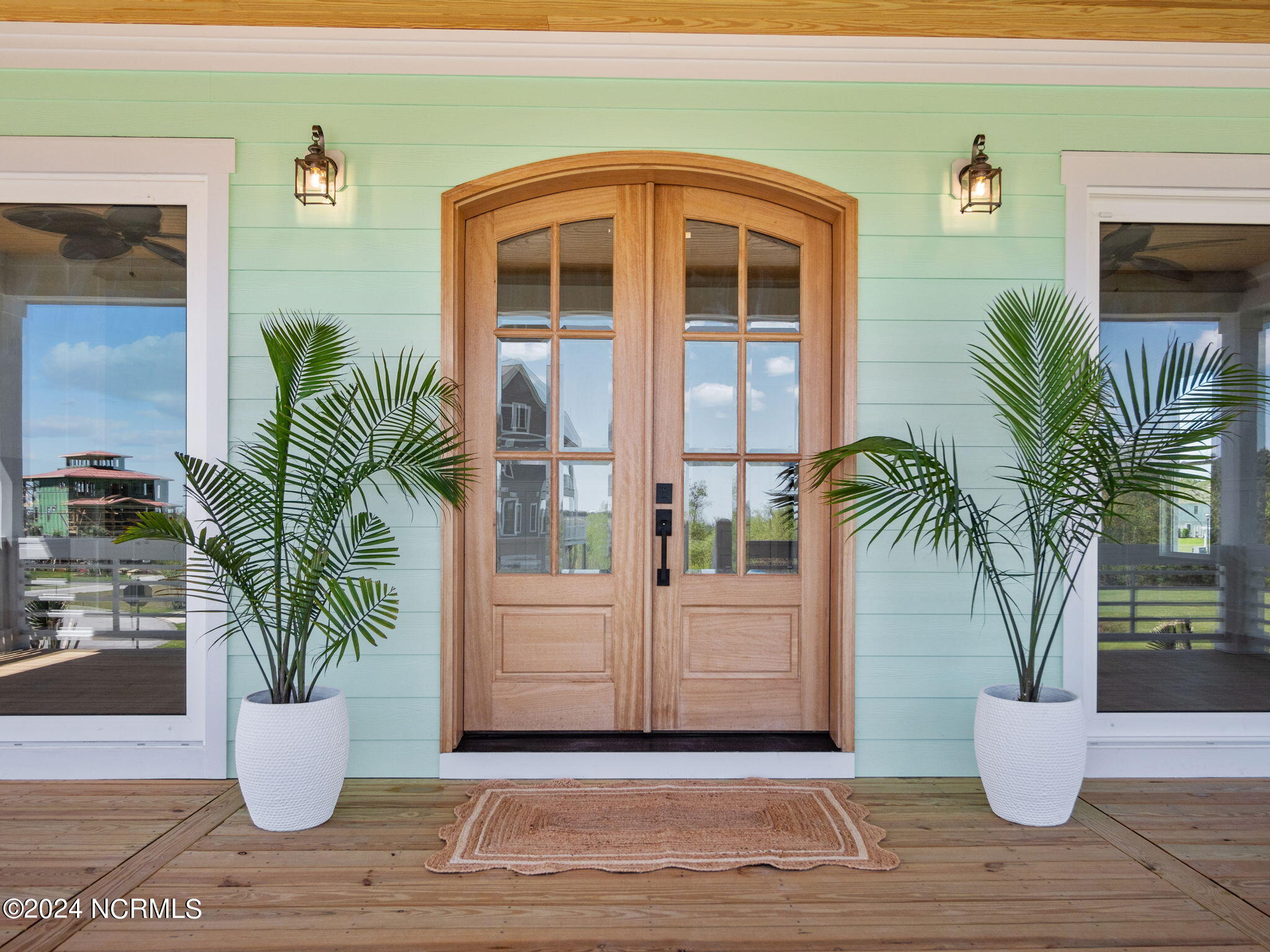 208 Marshside Landing