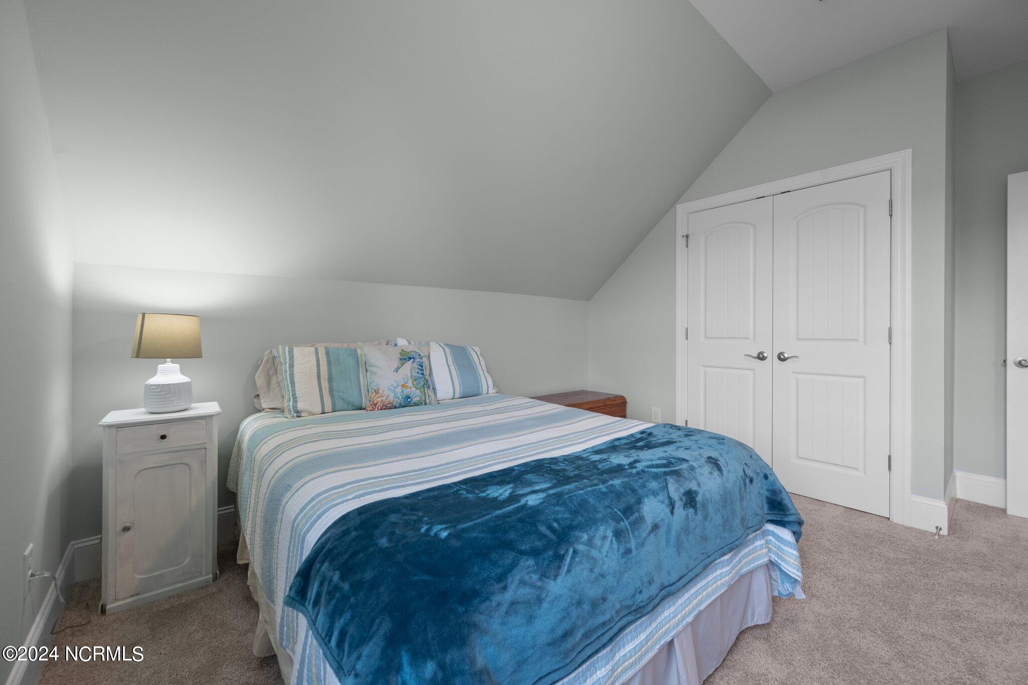 322 Lake Firefly Loop