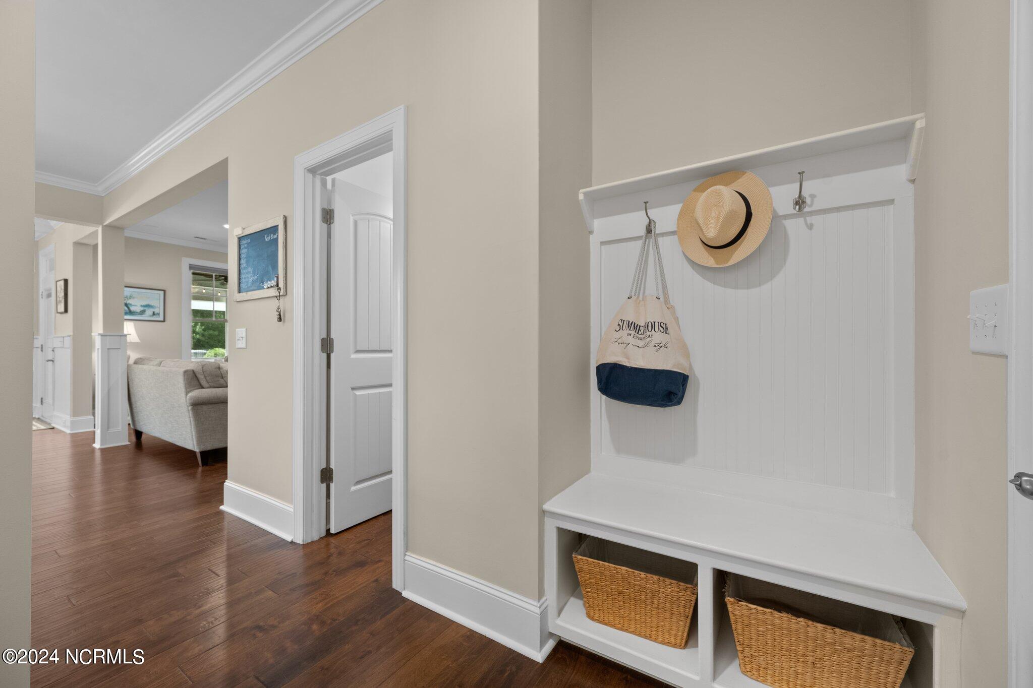 322 Lake Firefly Loop