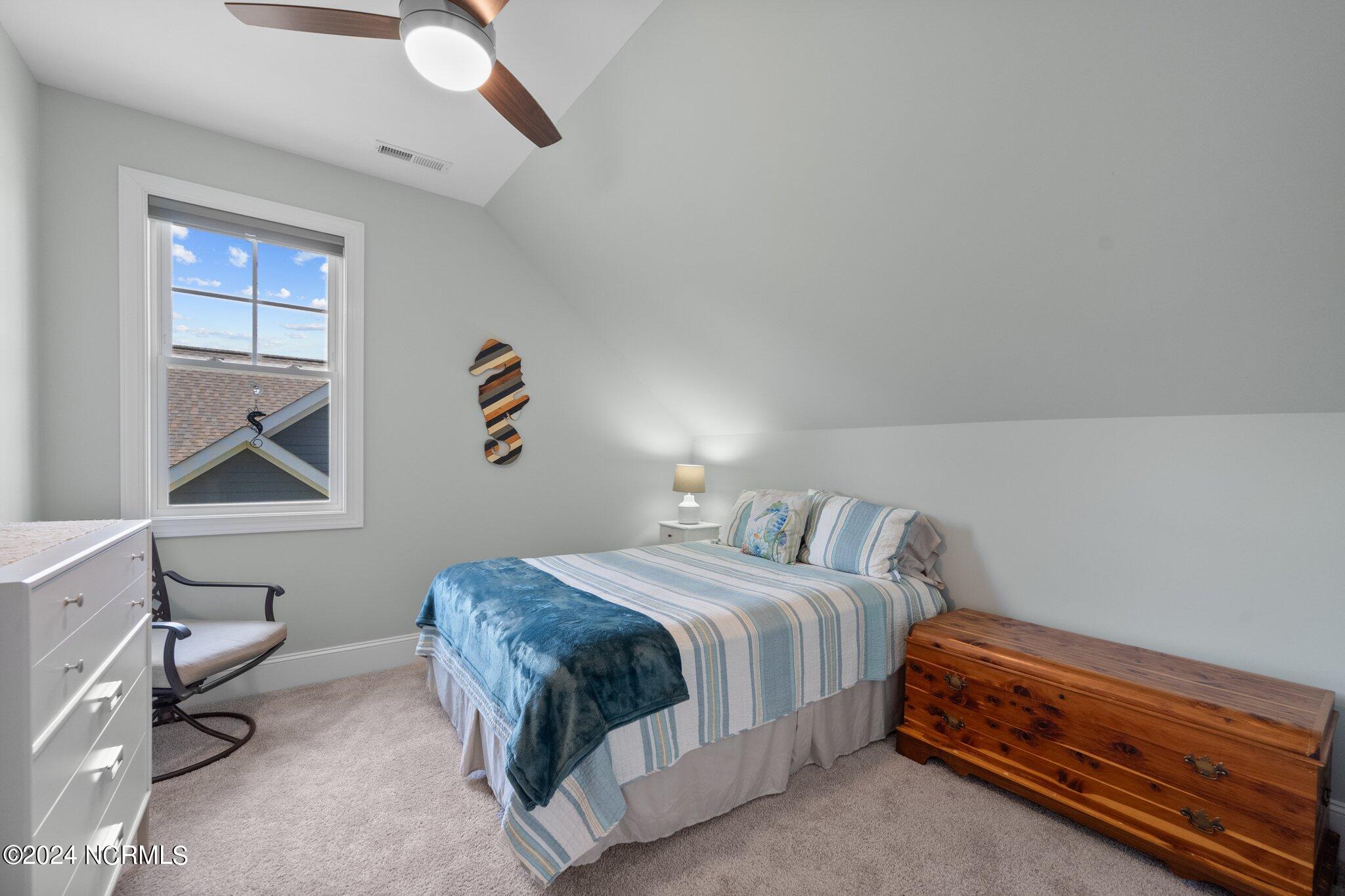 322 Lake Firefly Loop