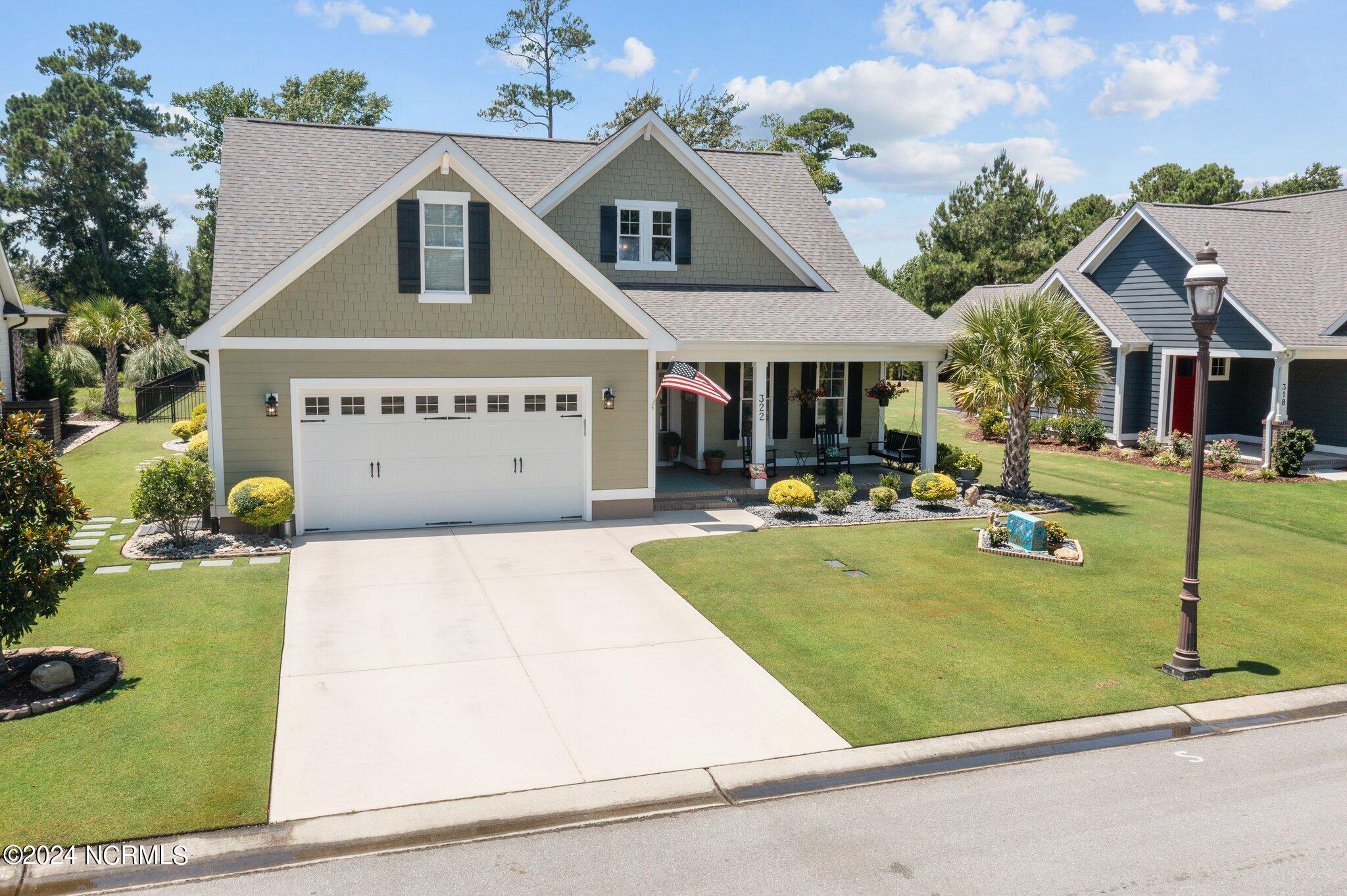 322 Lake Firefly Loop