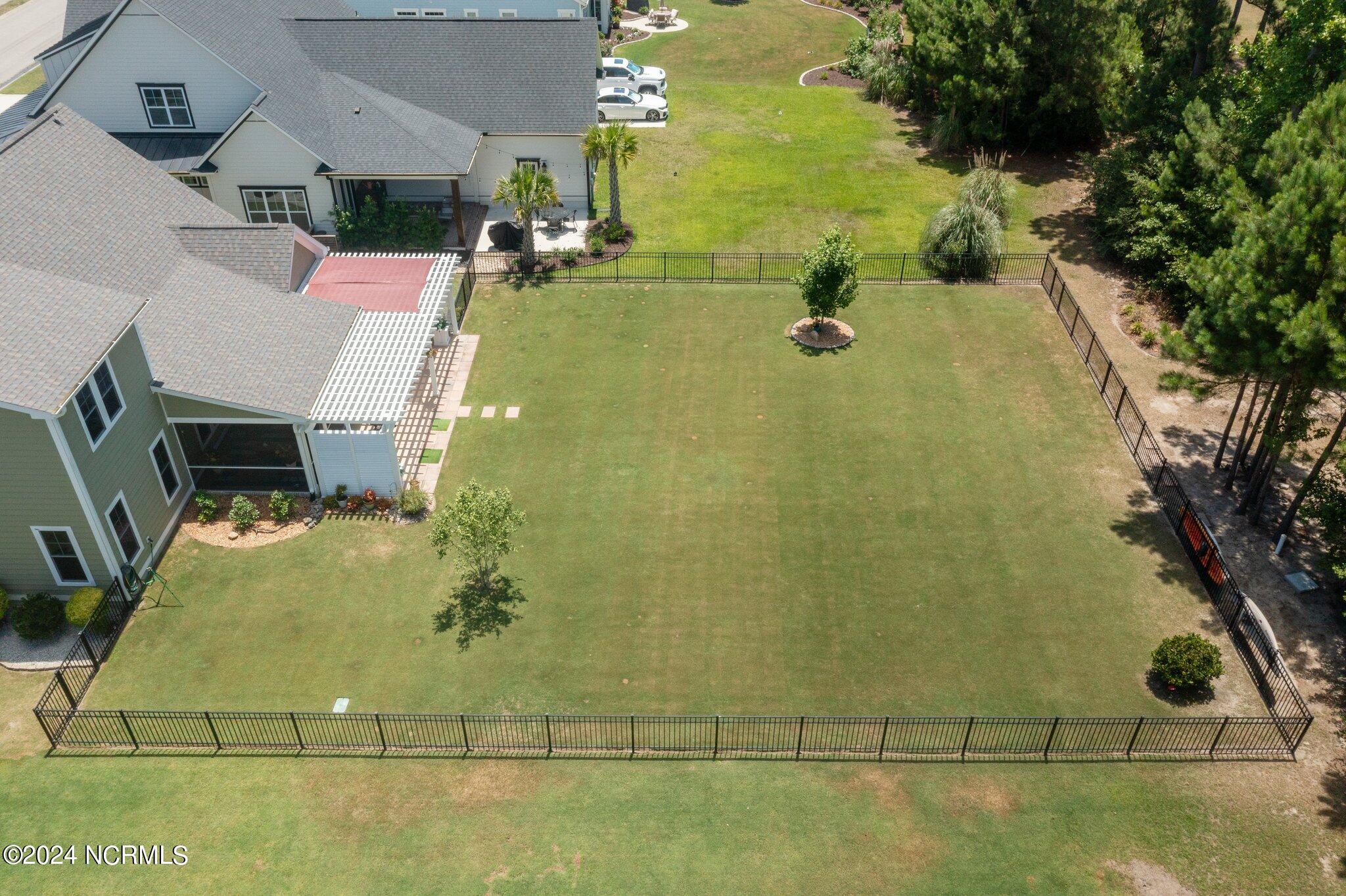 322 Lake Firefly Loop