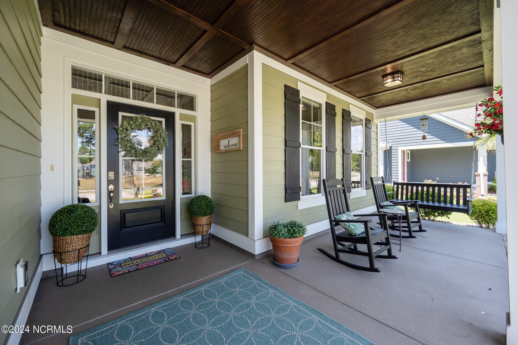 322 Lake Firefly Loop