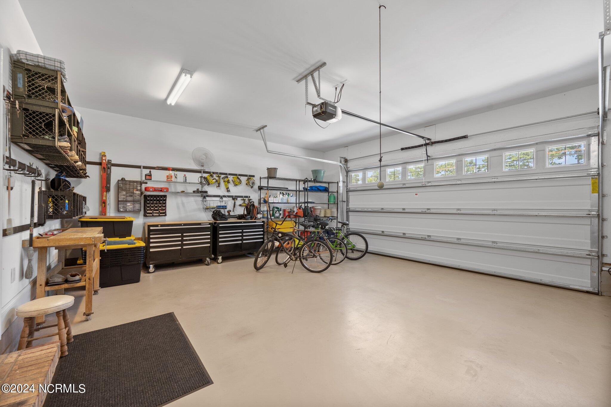 322 Lake Firefly Loop