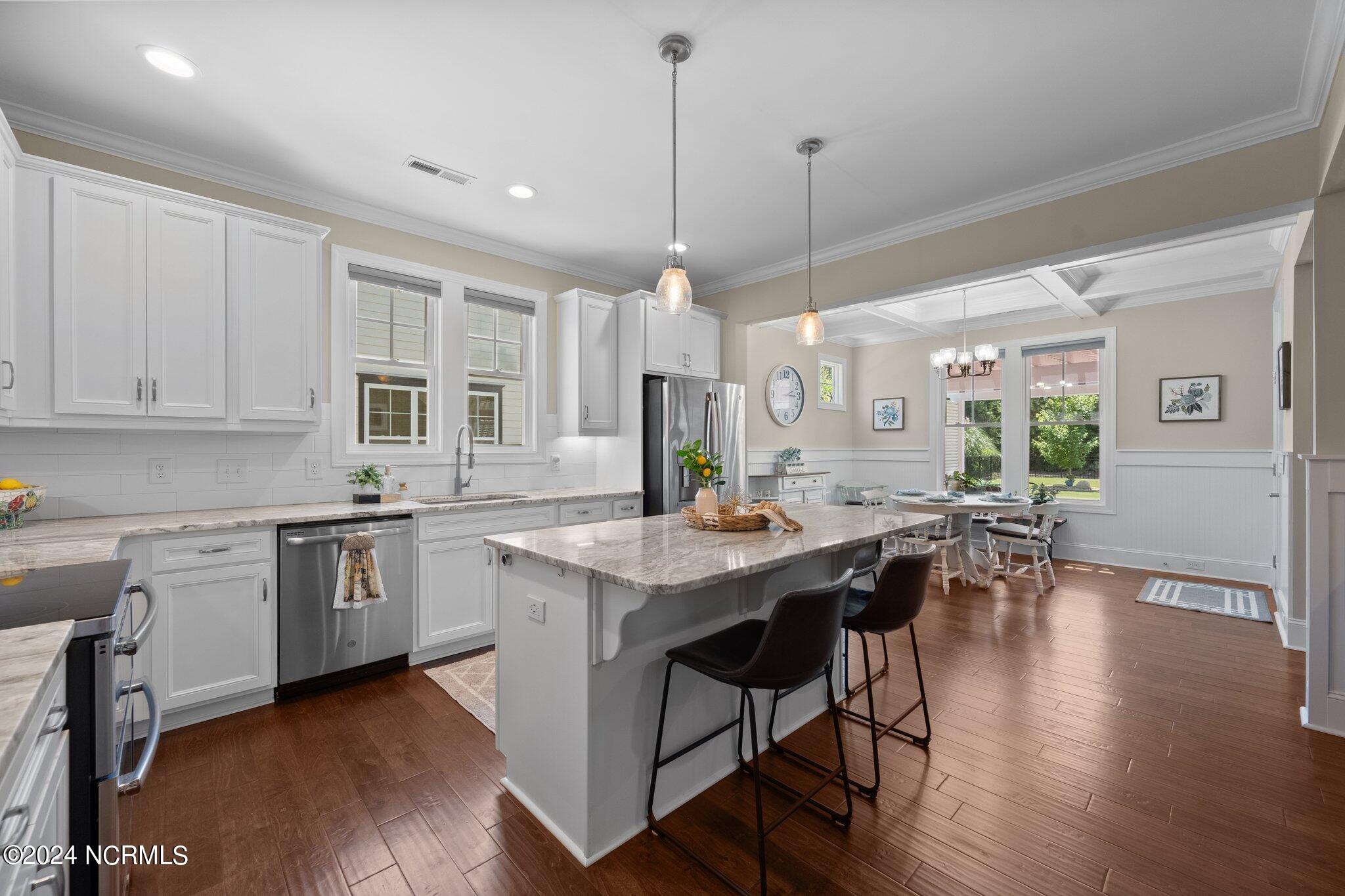 322 Lake Firefly Loop