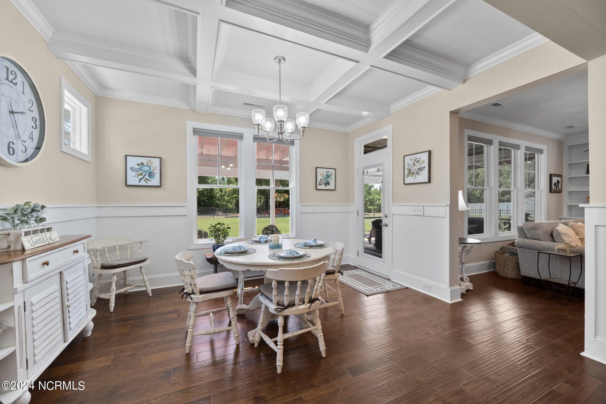 322 Lake Firefly Loop