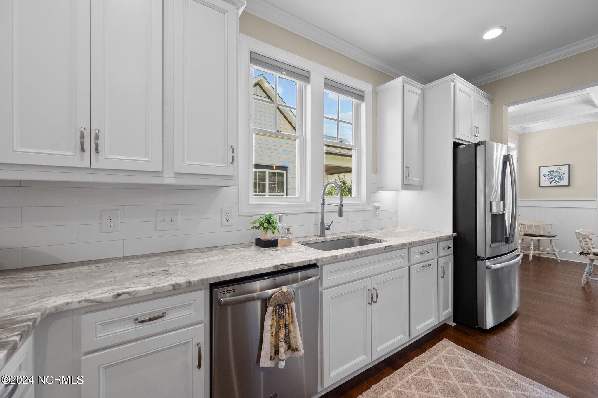 322 Lake Firefly Loop