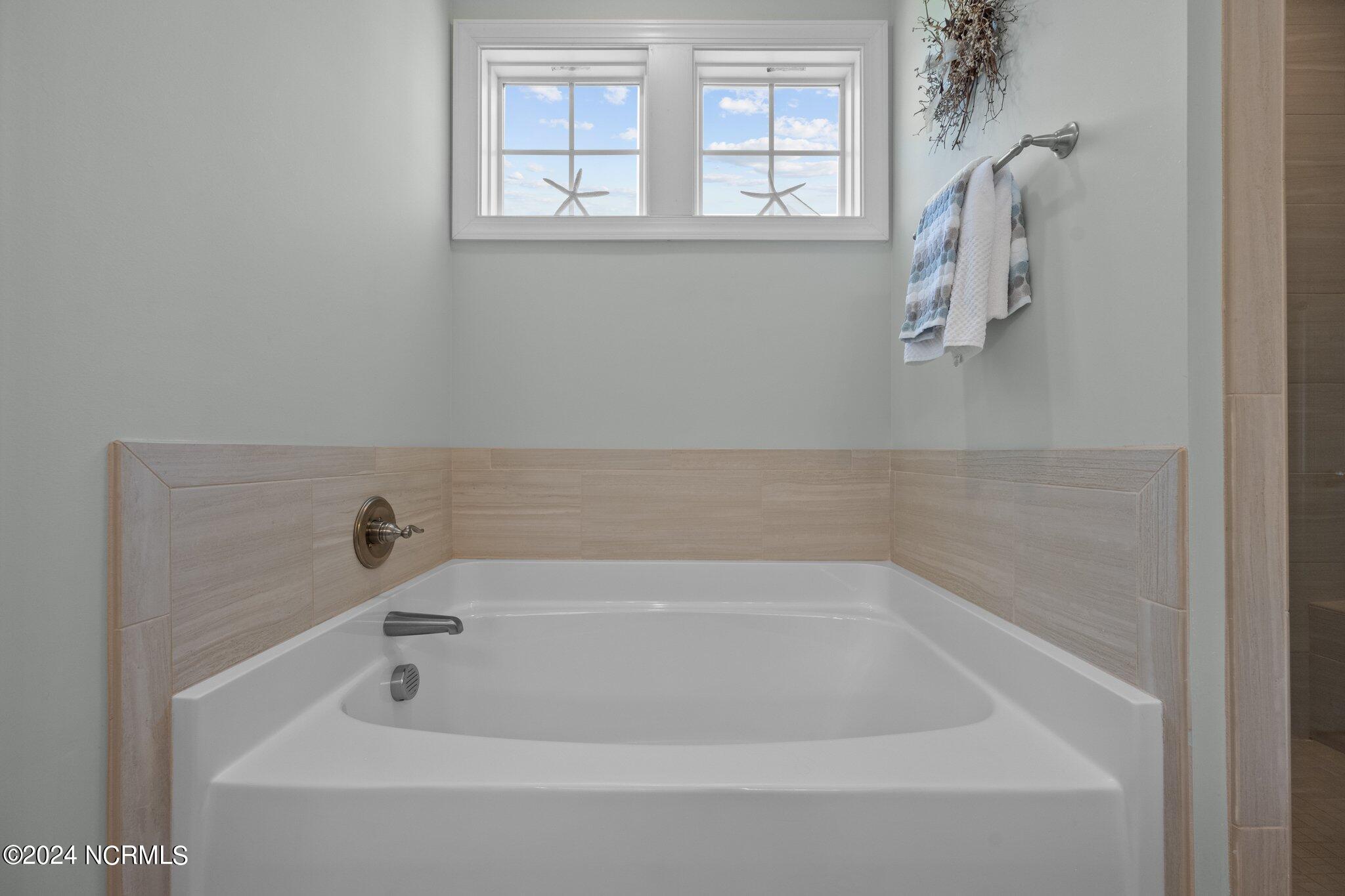 322 Lake Firefly Loop