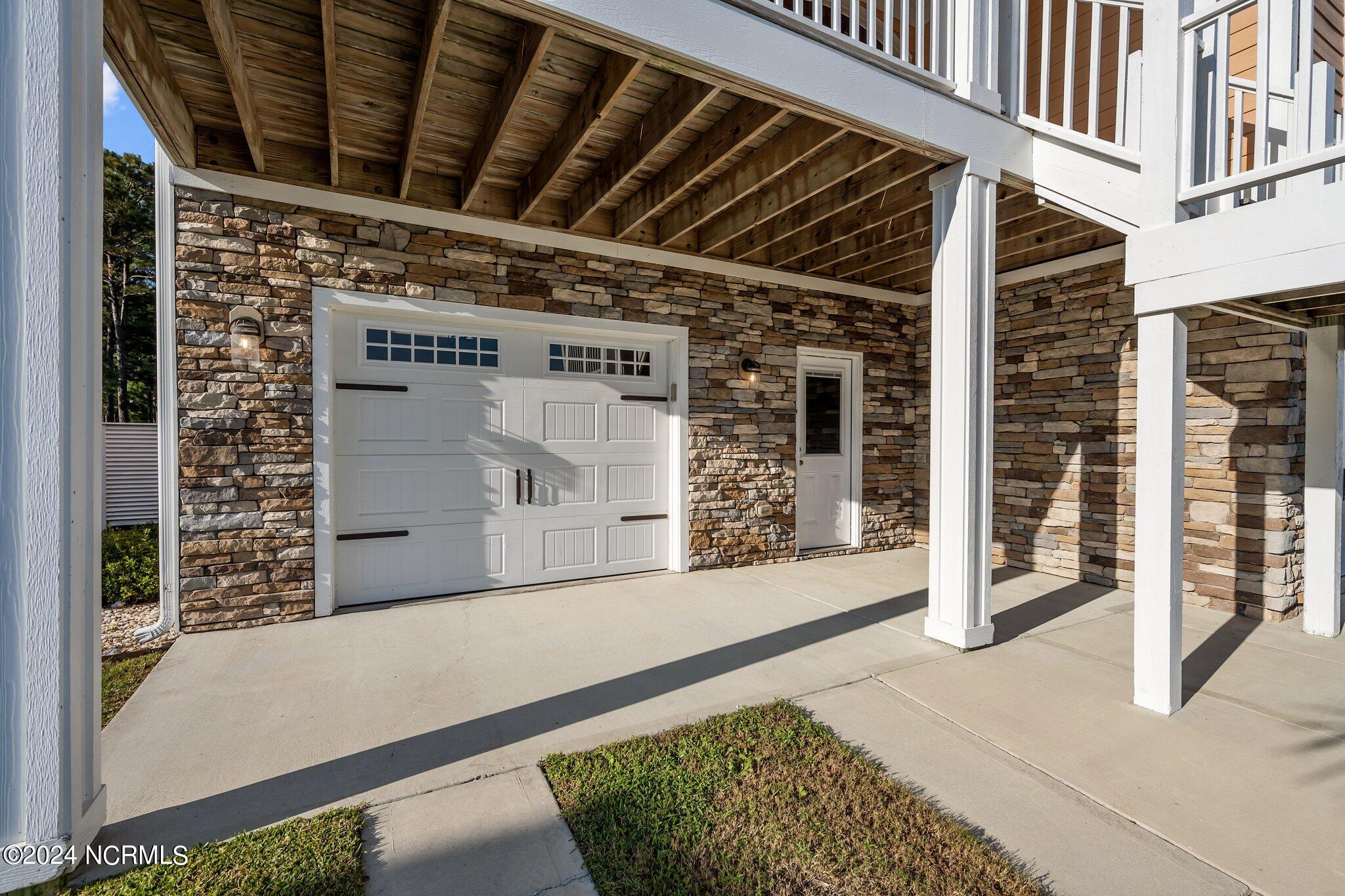 709 Lake Catherine Drive