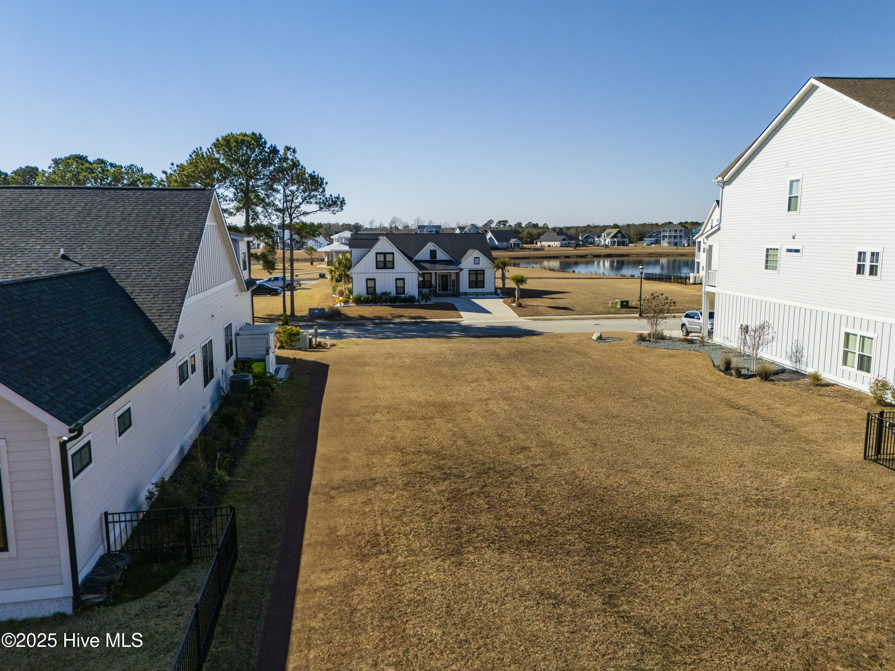 207 609 Spicer Lake Drive