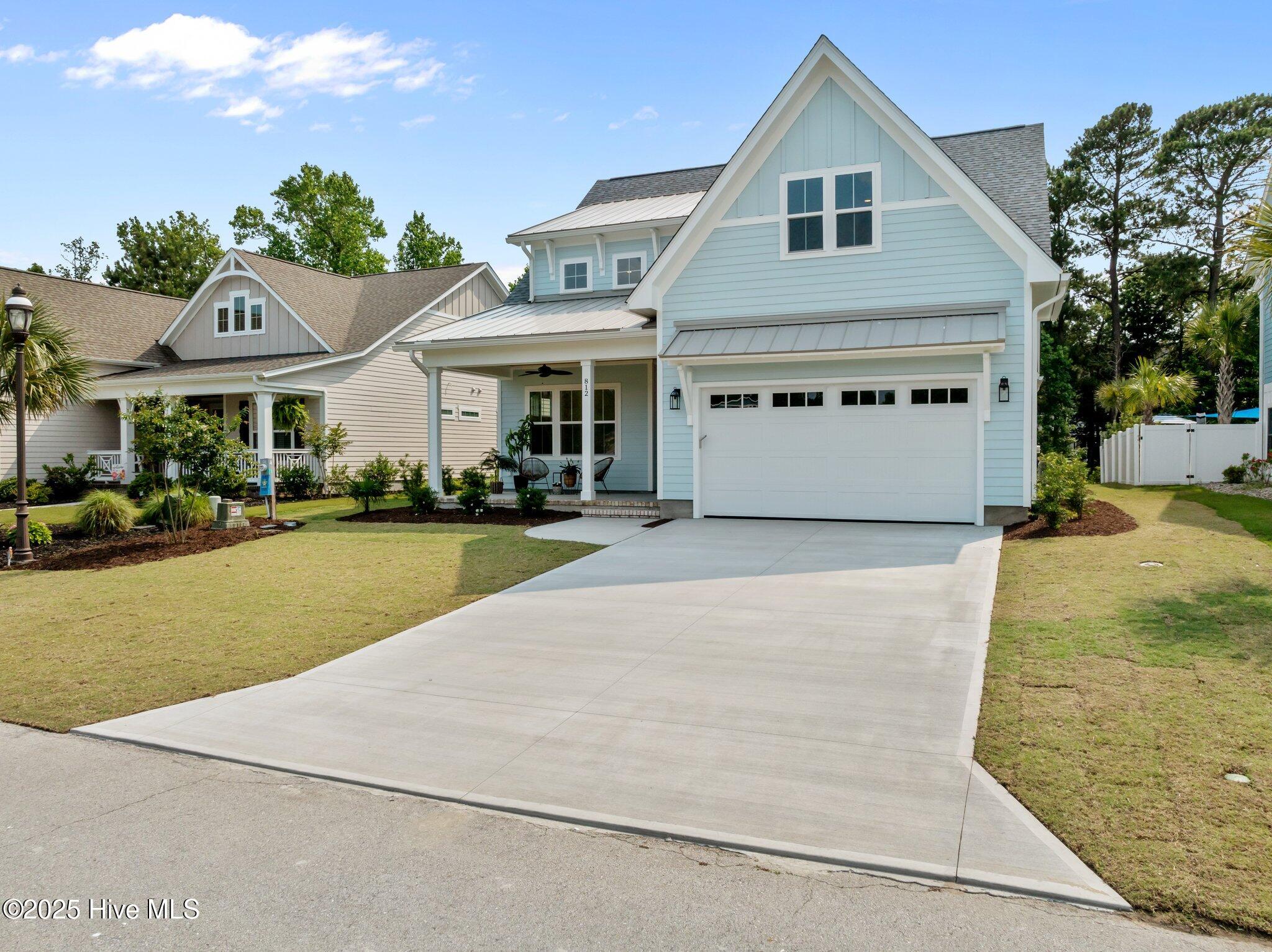 812 Lake Willow Way