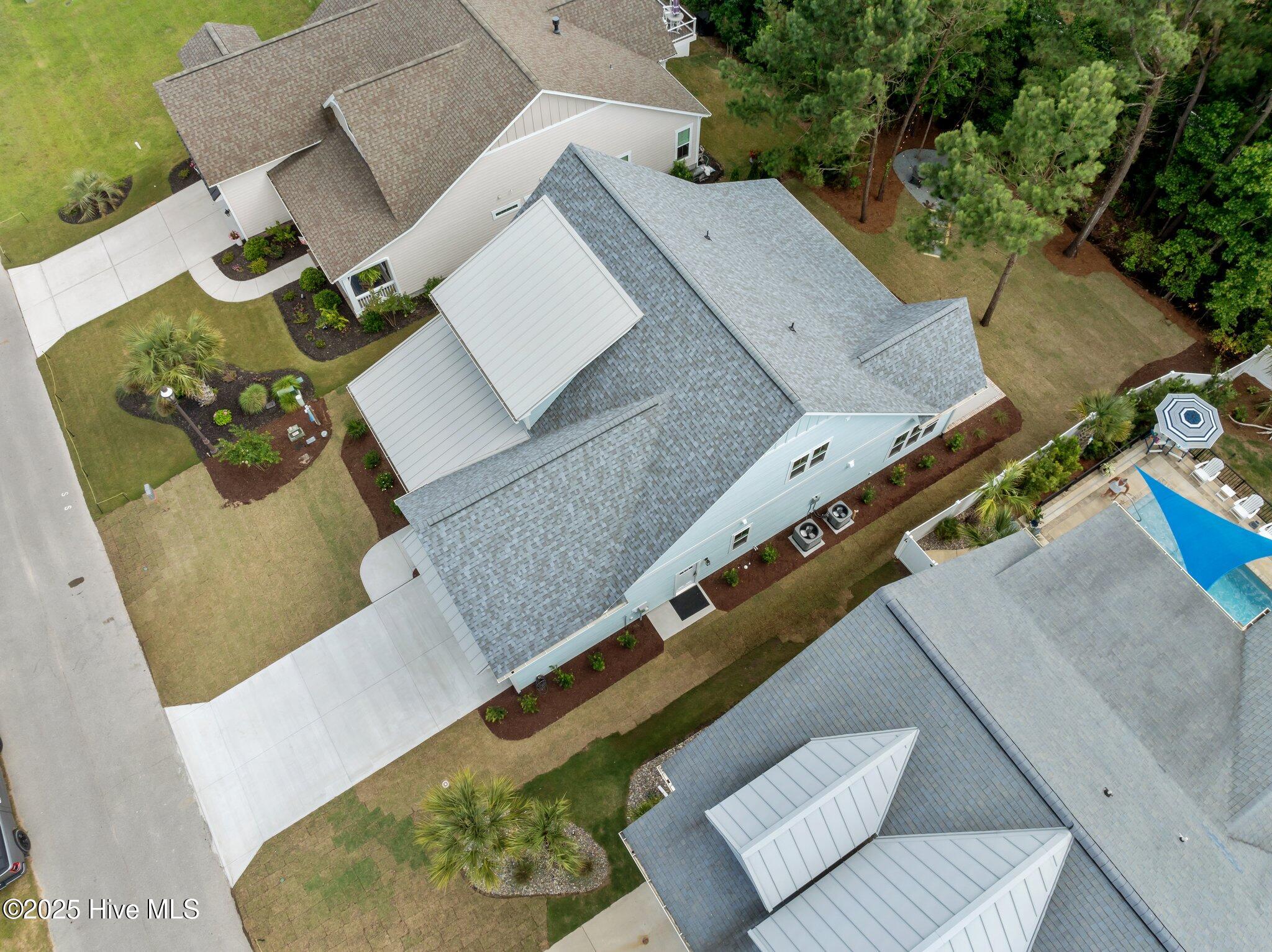 812 Lake Willow Way