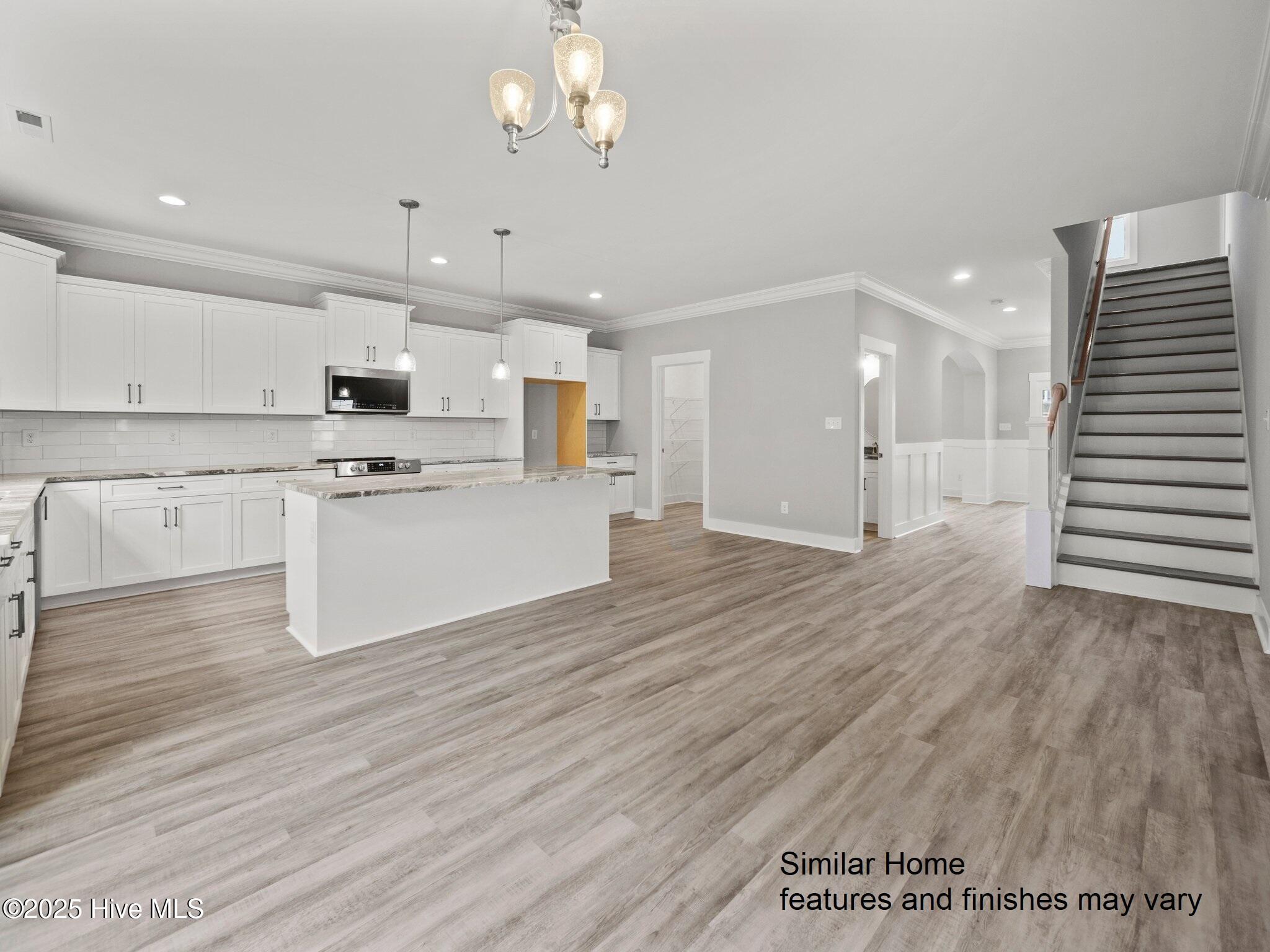 285 E Ivybridge Drive