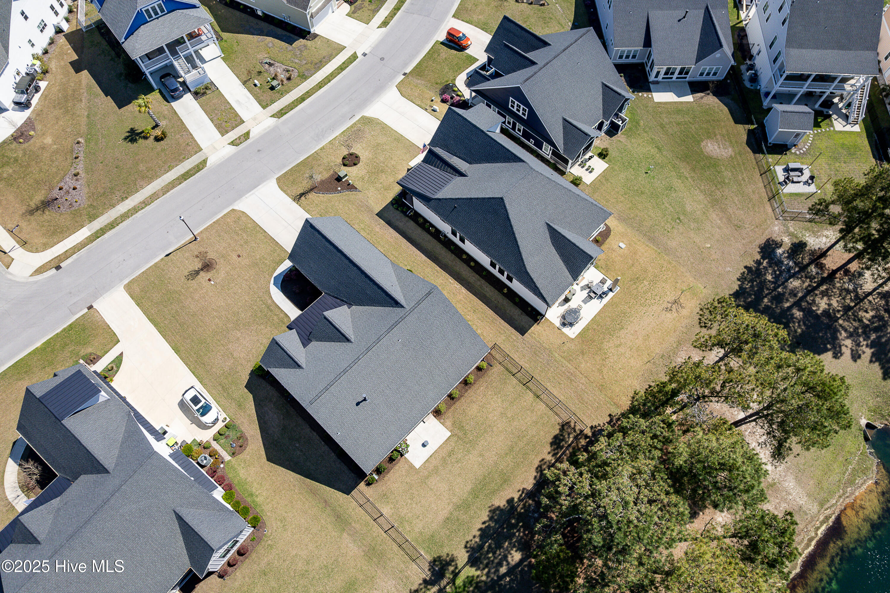 552 Moss Lake Lane