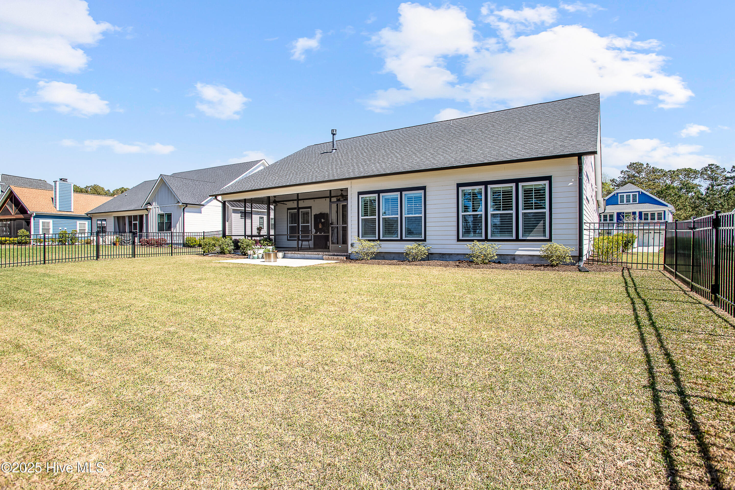 552 Moss Lake Lane
