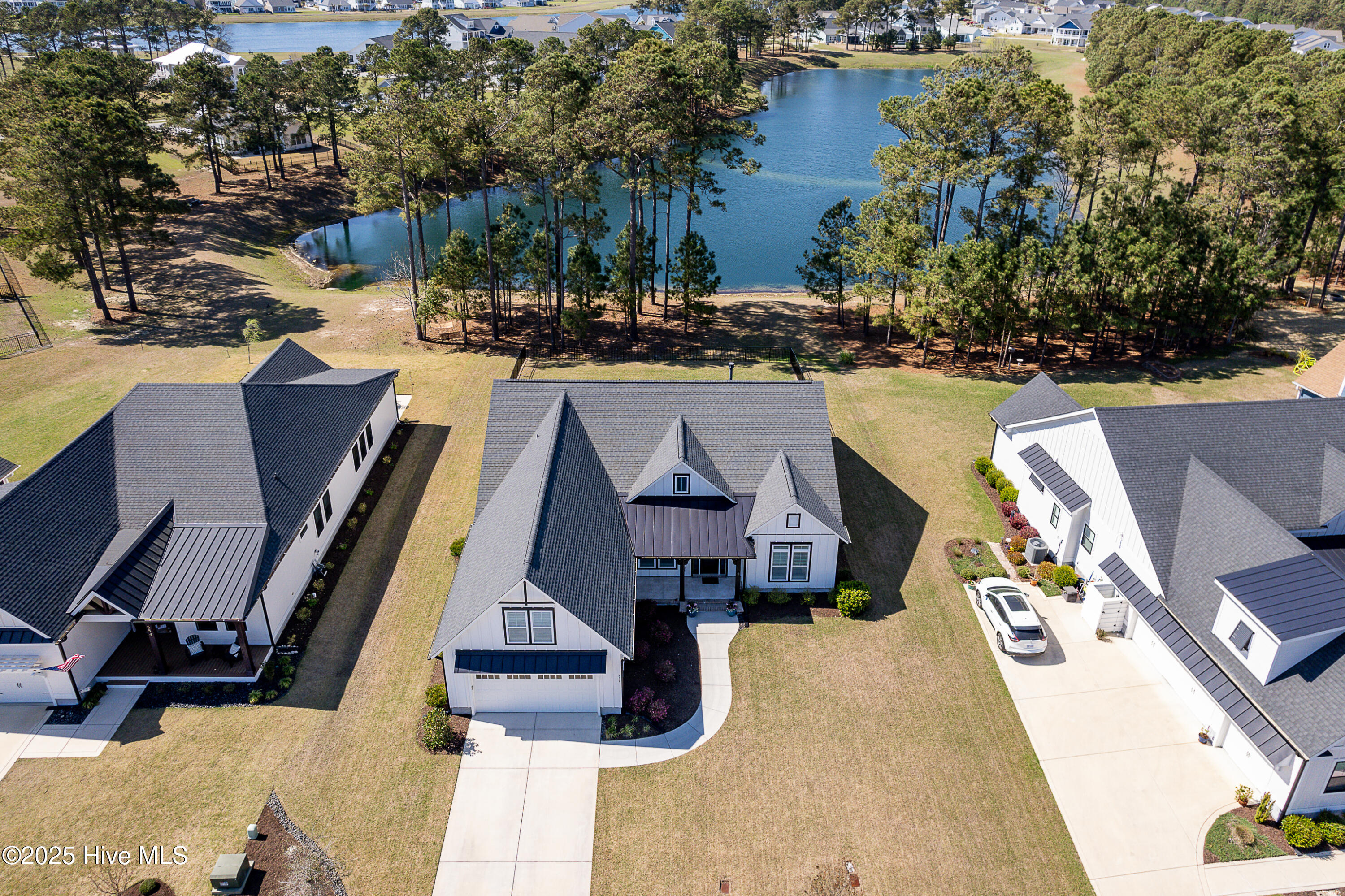 552 Moss Lake Lane