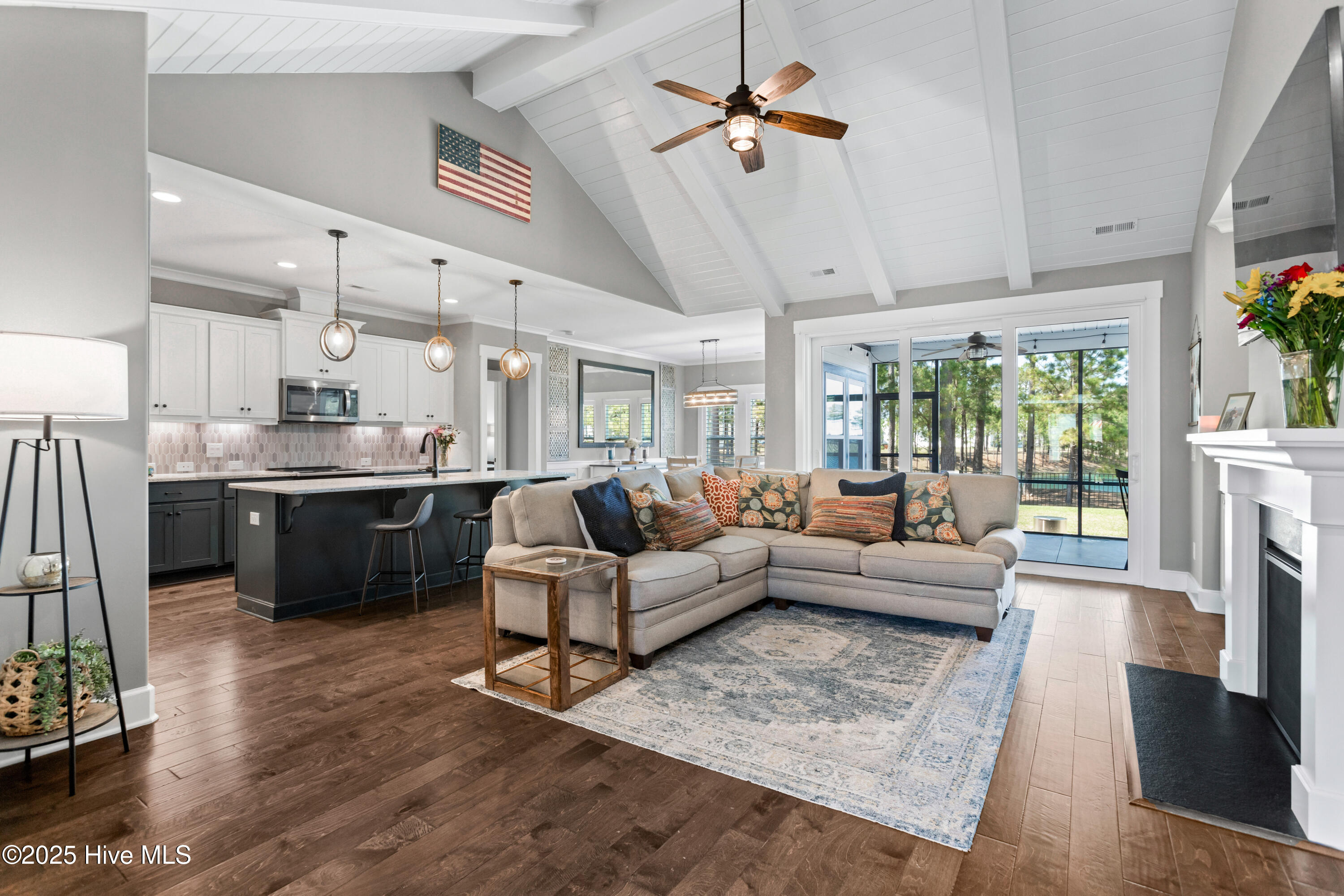 552 Moss Lake Lane