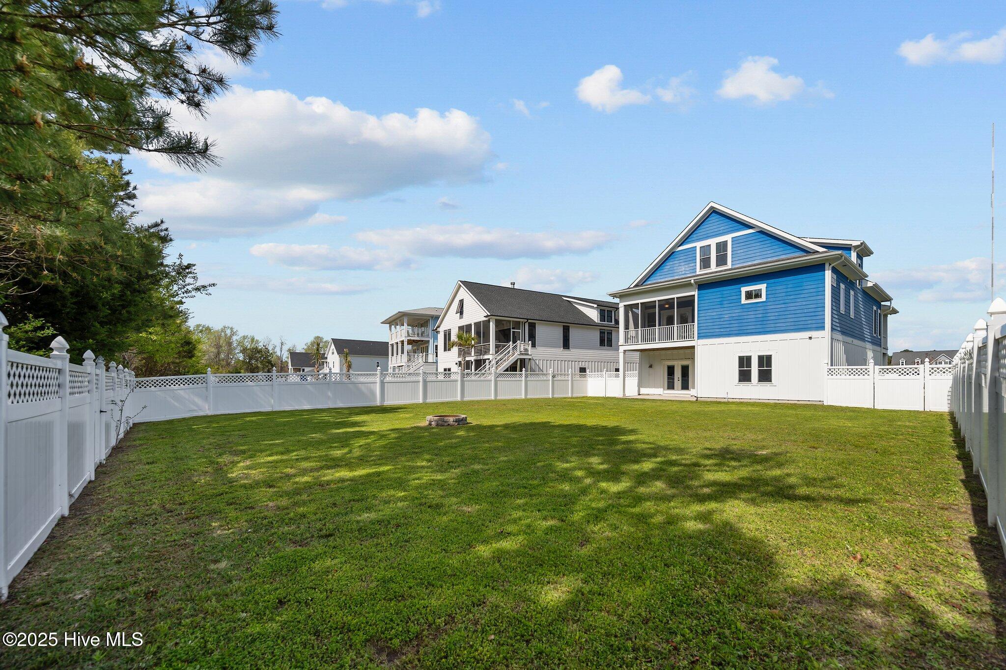 372 Summerhouse Drive