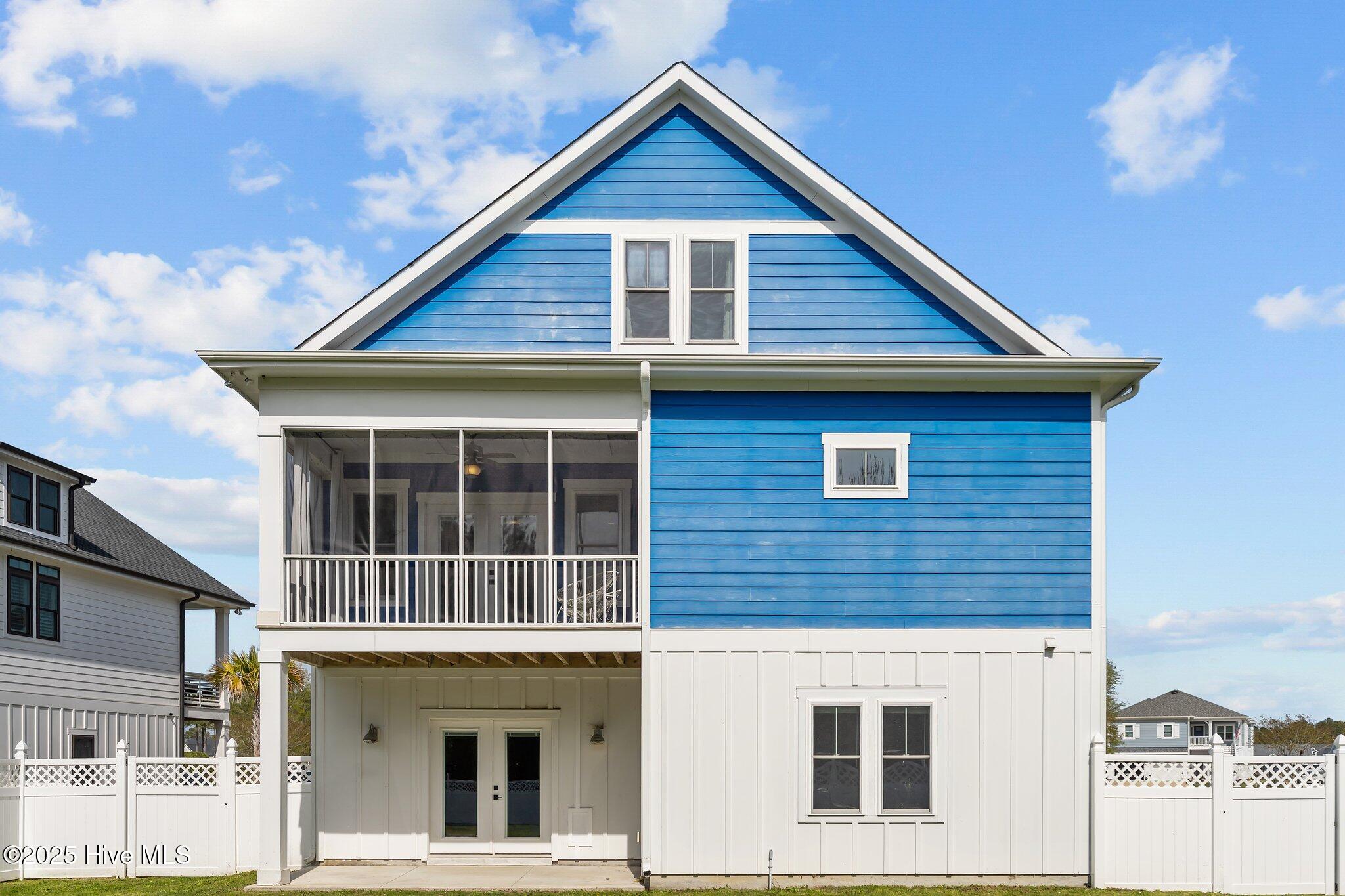 372 Summerhouse Drive