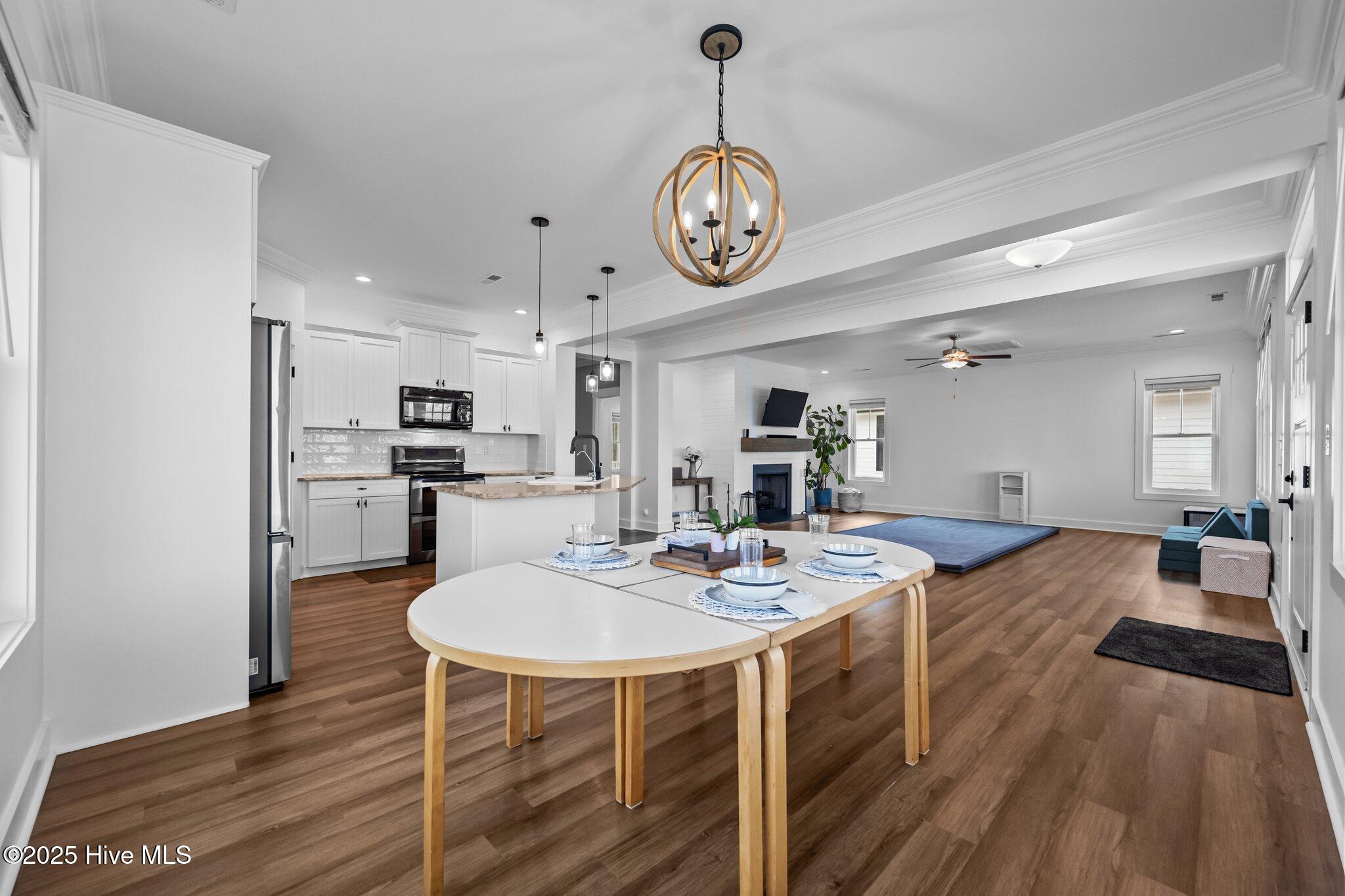 372 Summerhouse Drive